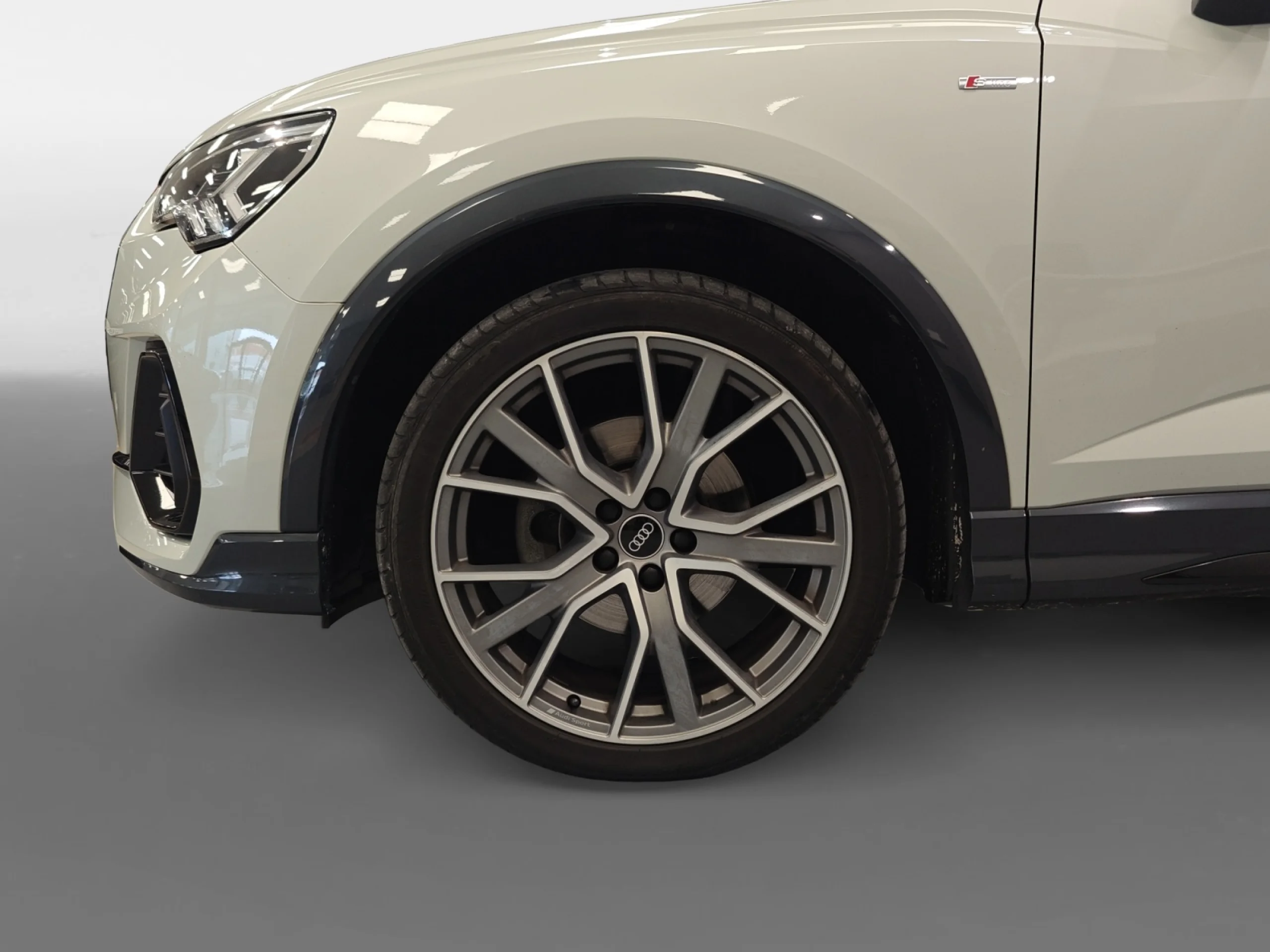 AUDI Q3 SPORTBACK BLACK LINE 35 TDI 110KW (150CV) S TRONIC - Foto 8