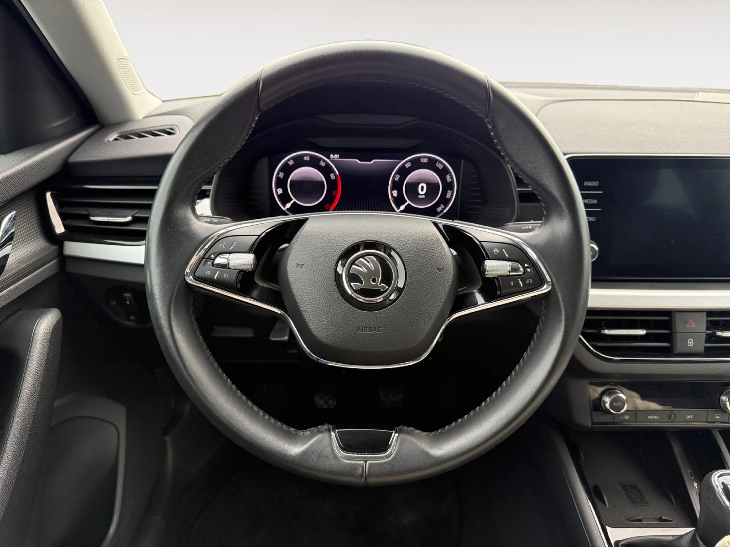 SKODA KAMIQ 1.0 TSI 81KW (110CV) AMBITION - Foto 11