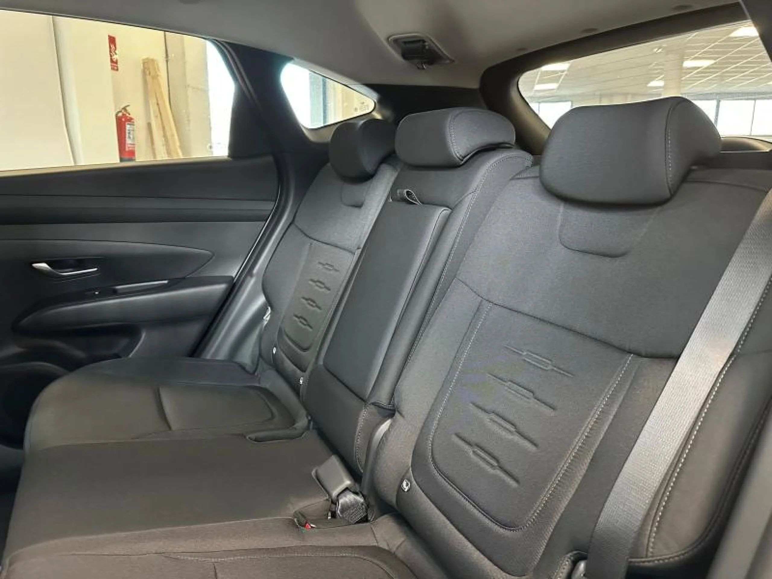 HYUNDAI TUCSON 1.6 TGDI 169KW HEV MAXX SAFE AUTO - Foto 9