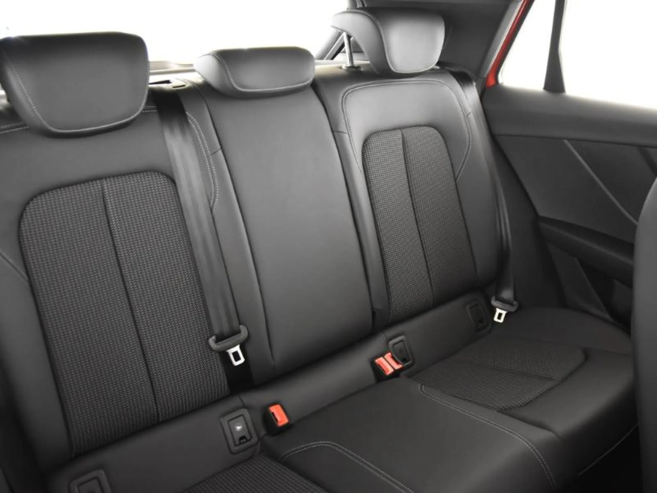 AUDI Q2 ADRENALIN 35 TDI 110KW (150CV) S TRONIC - Foto 6