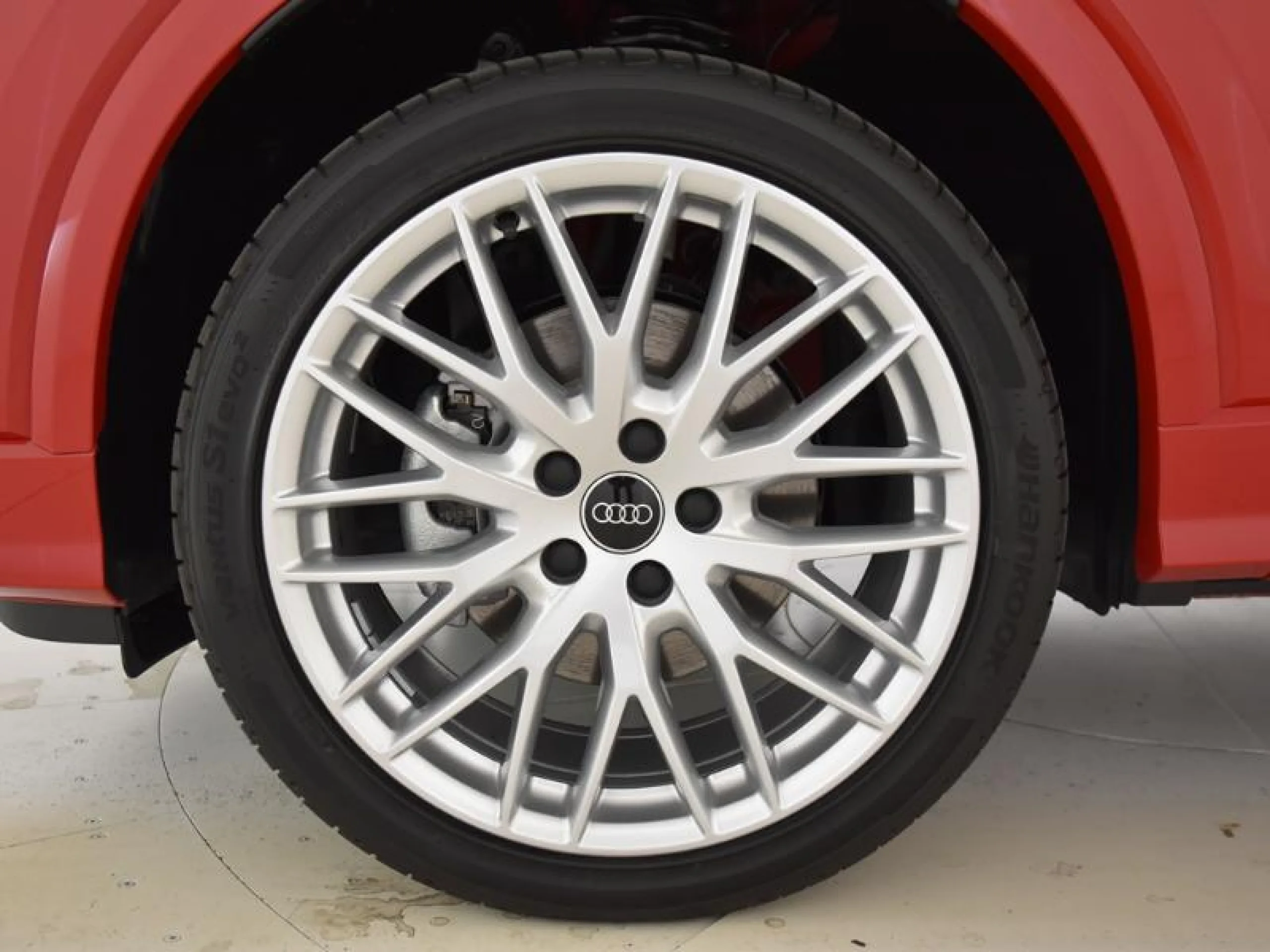 AUDI Q2 ADRENALIN 35 TDI 110KW (150CV) S TRONIC - Foto 8