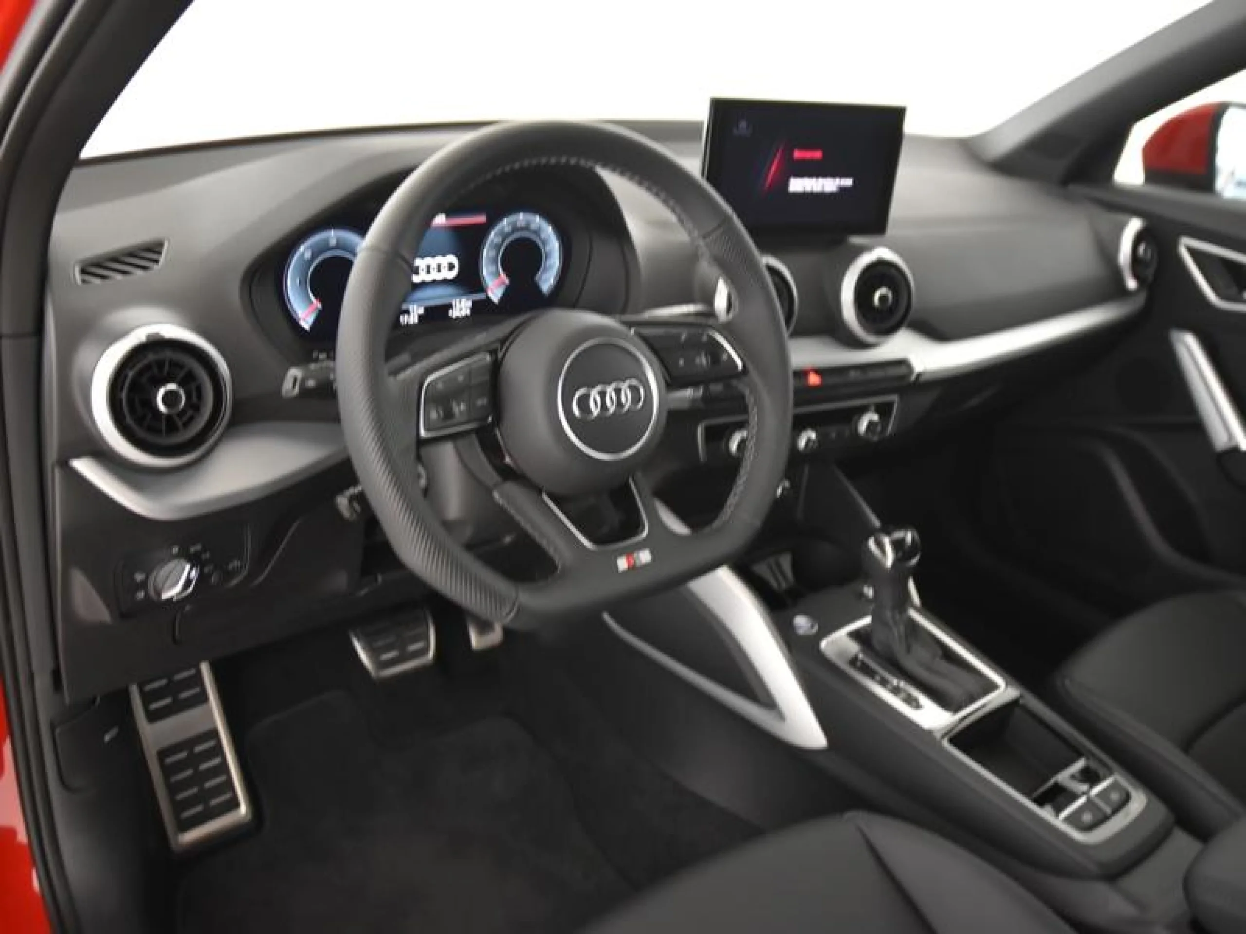 AUDI Q2 ADRENALIN 35 TDI 110KW (150CV) S TRONIC - Foto 10