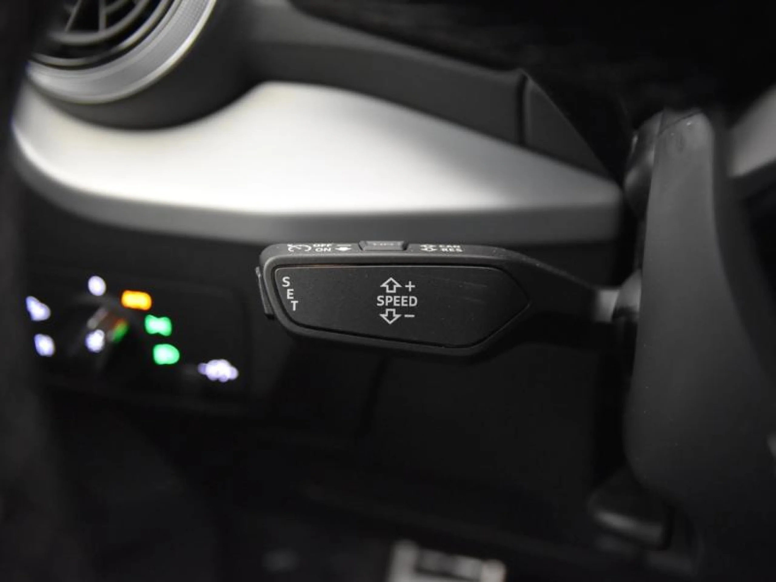 AUDI Q2 ADRENALIN 35 TDI 110KW (150CV) S TRONIC - Foto 16