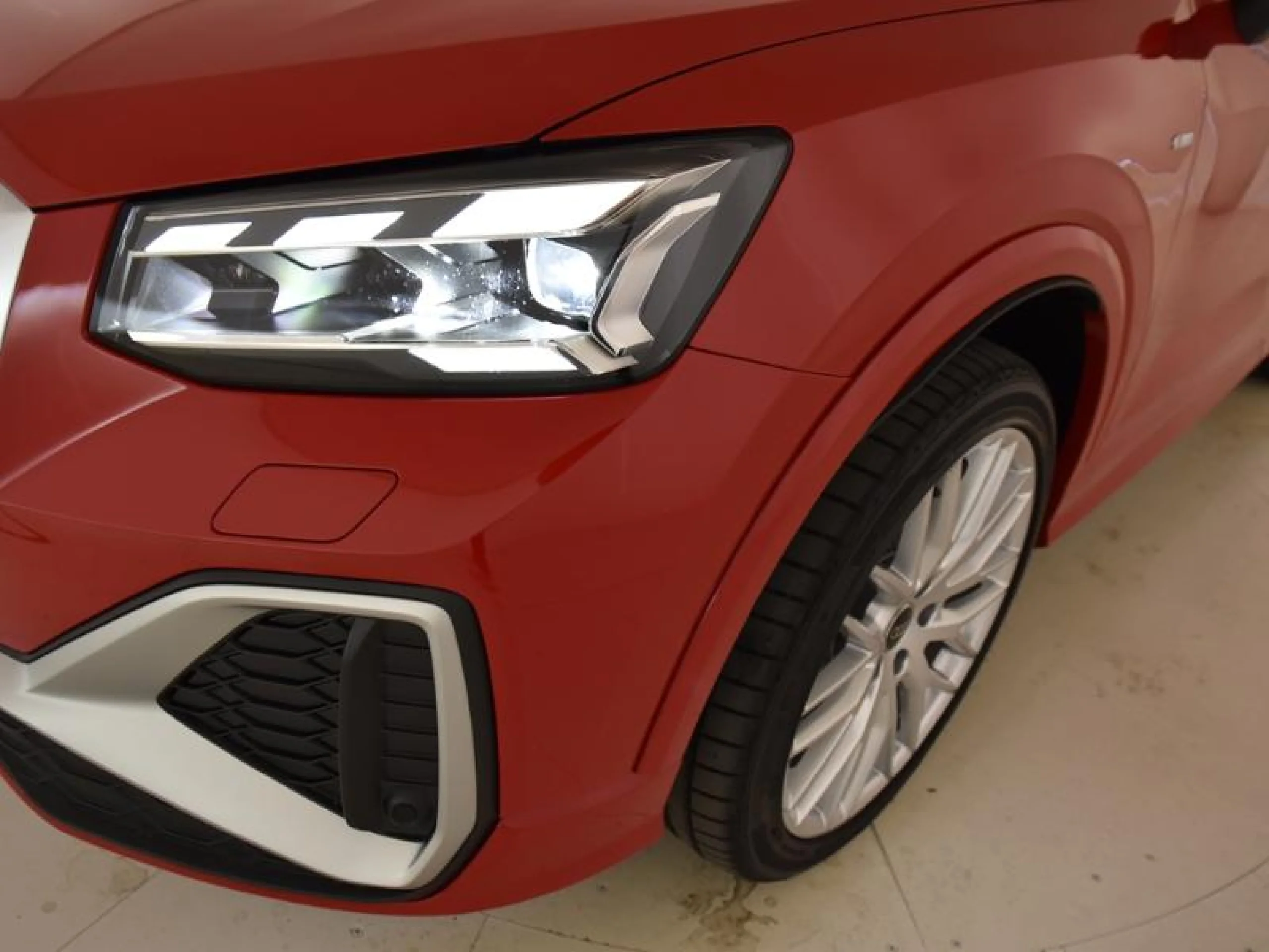 AUDI Q2 ADRENALIN 35 TDI 110KW (150CV) S TRONIC - Foto 19