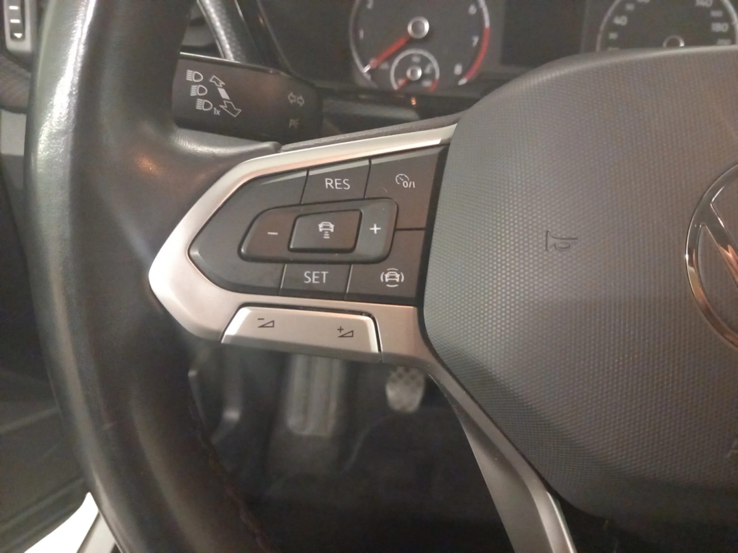 VOLKSWAGEN T CROSS ADVANCE 1.0 TSI 81KW (110CV) - Foto 11