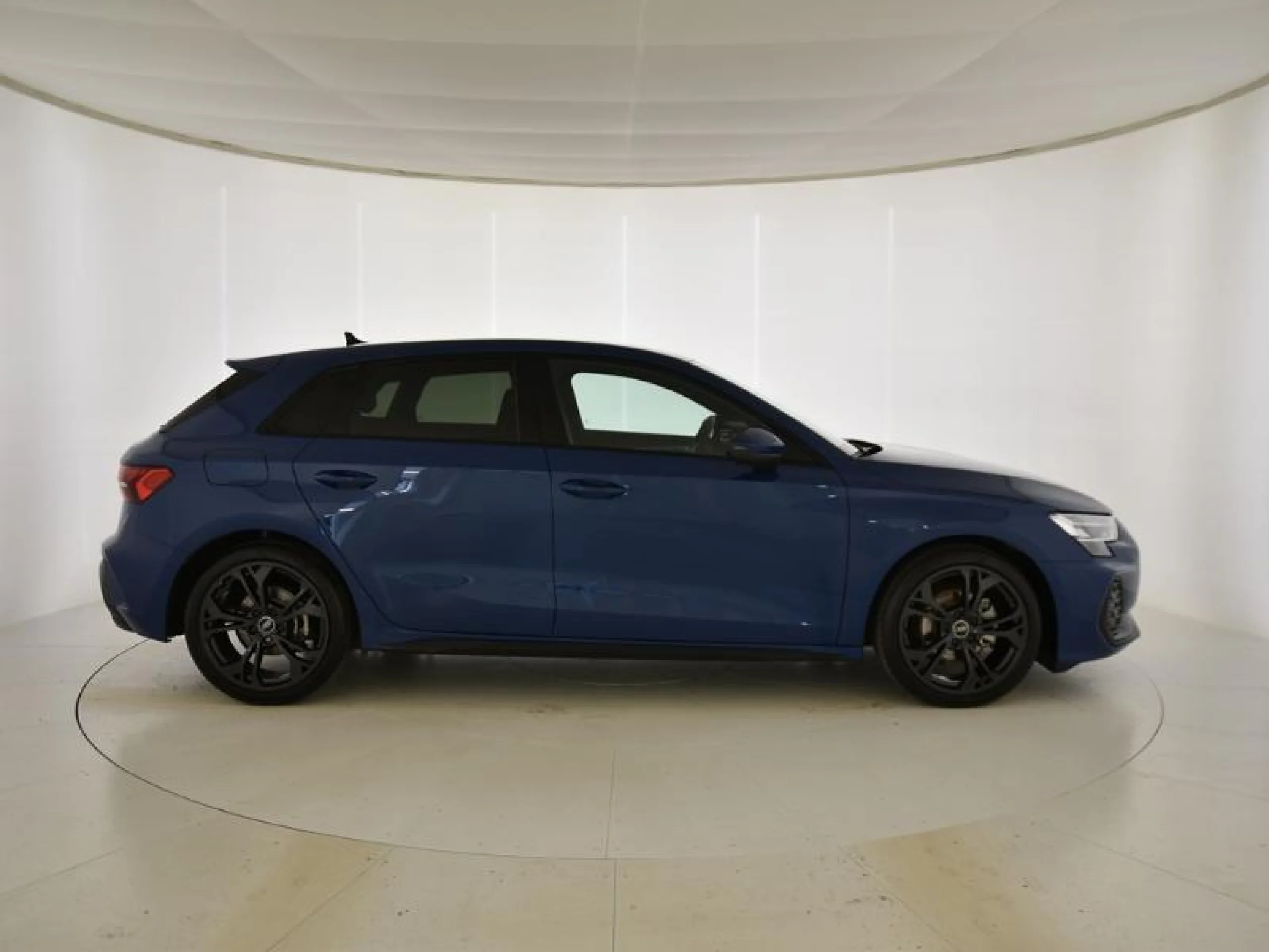 AUDI A3 SPORTBACK S LINE 35 TDI 110KW S TRONIC - Foto 3