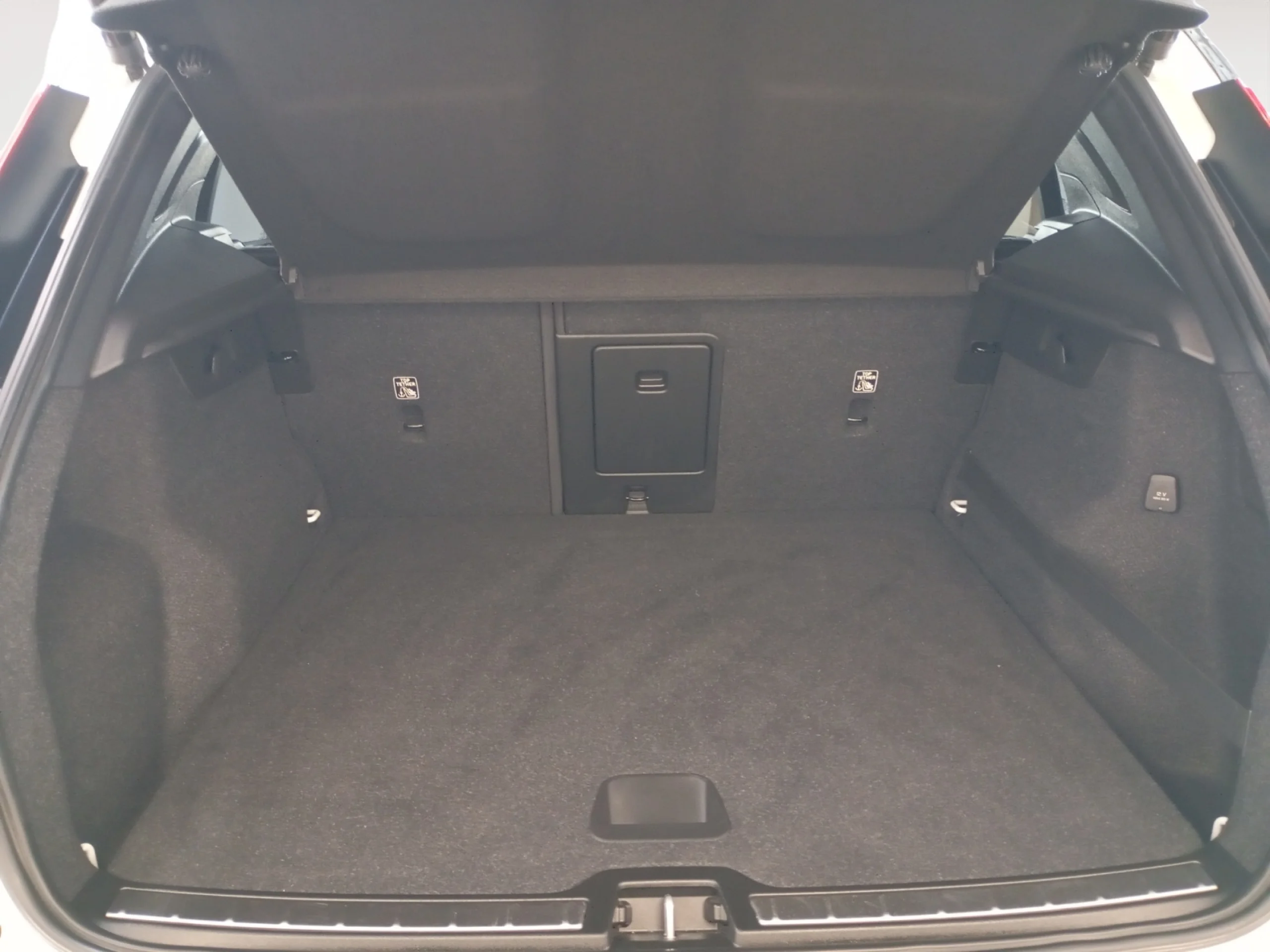 VOLVO XC40 2.0 D3 R DESIGN AUTO - Foto 7