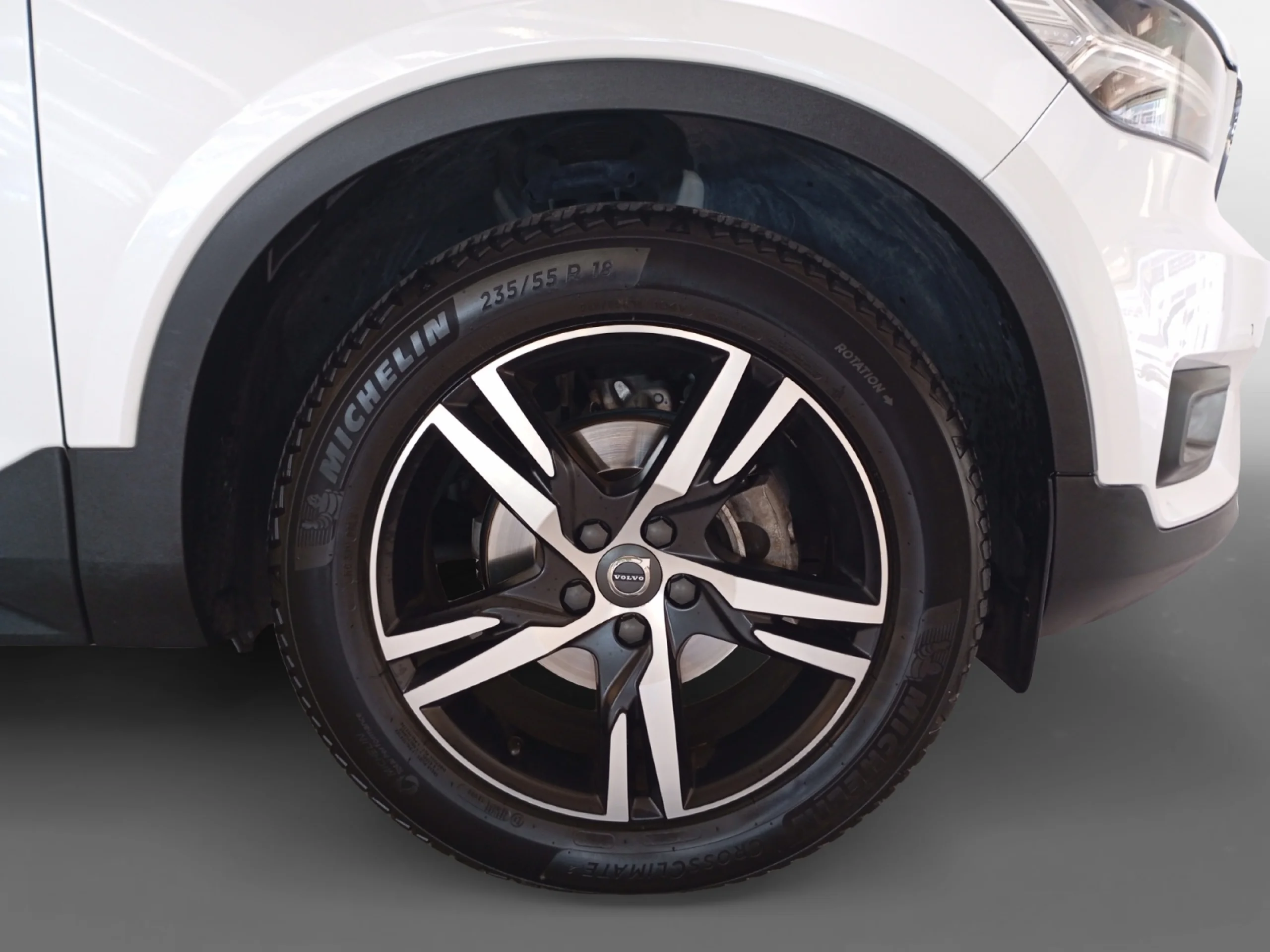 VOLVO XC40 2.0 D3 R DESIGN AUTO - Foto 8