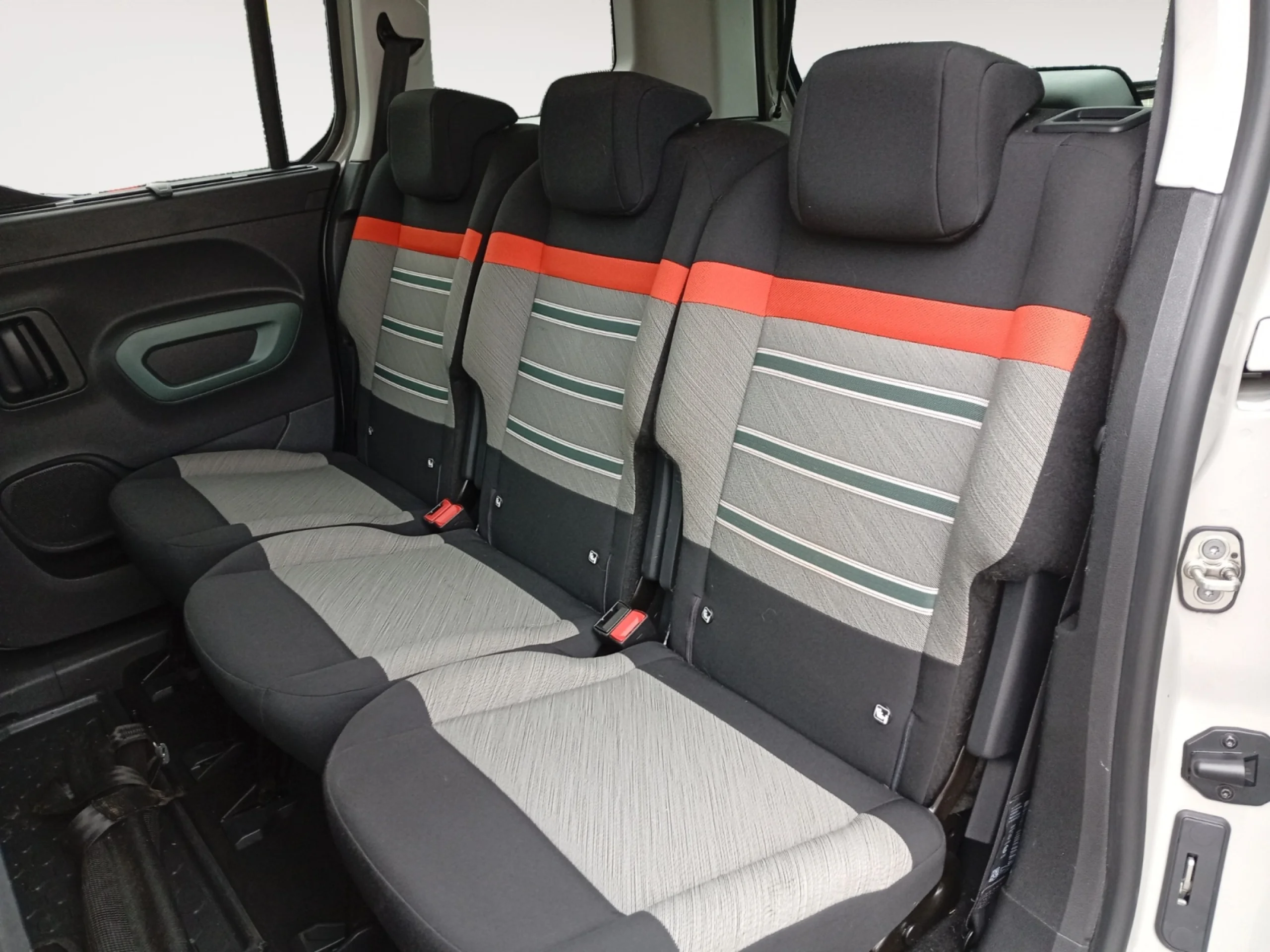 CITROEN BERLINGO TALLA M BLUEHDI 130 S&S 6V SHINE - Foto 6