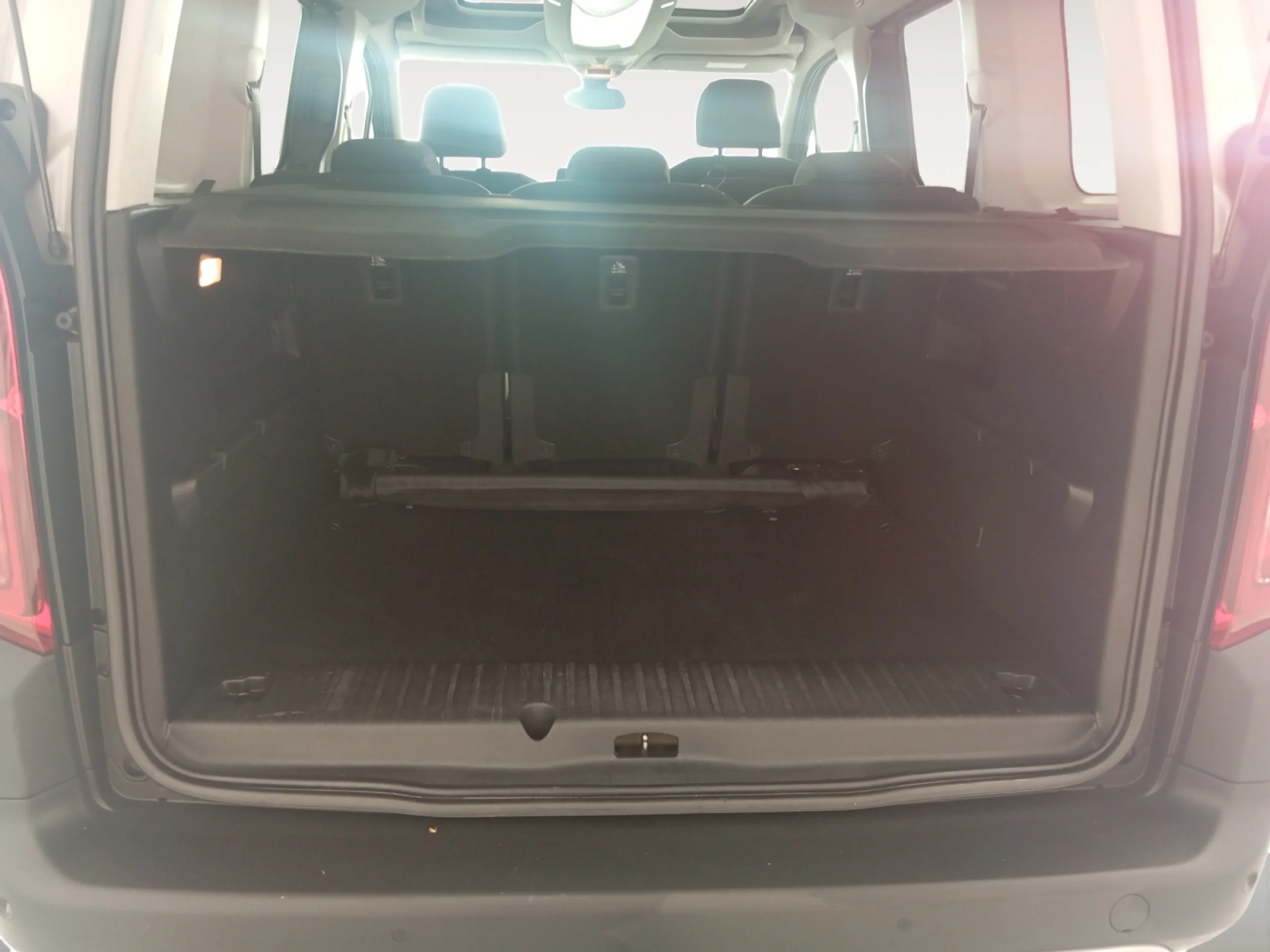 CITROEN BERLINGO TALLA M BLUEHDI 130 S&S 6V SHINE - Foto 7