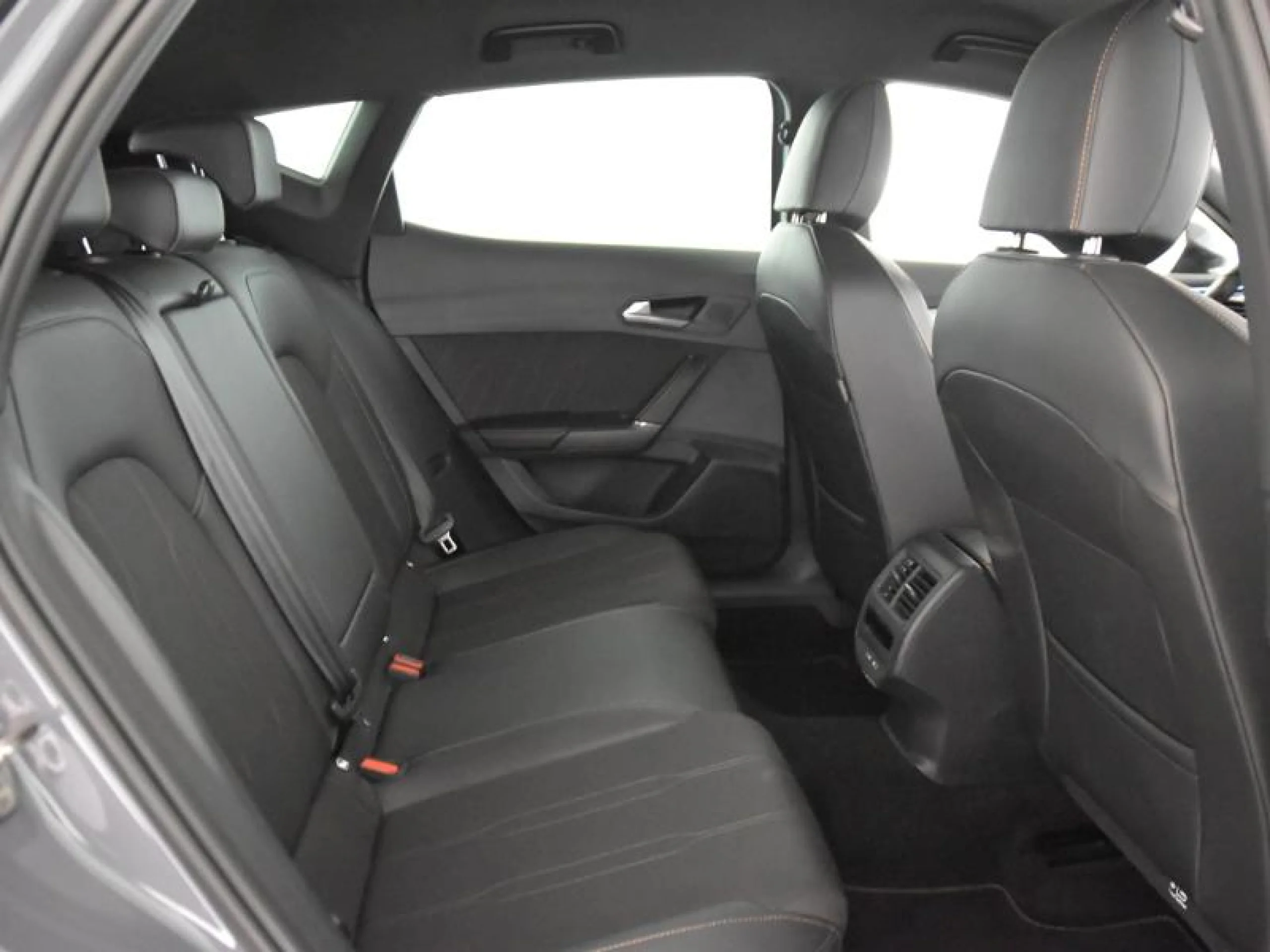 CUPRA FORMENTOR 1.5 ETSI 110KW (150 CV) DSG - Foto 6