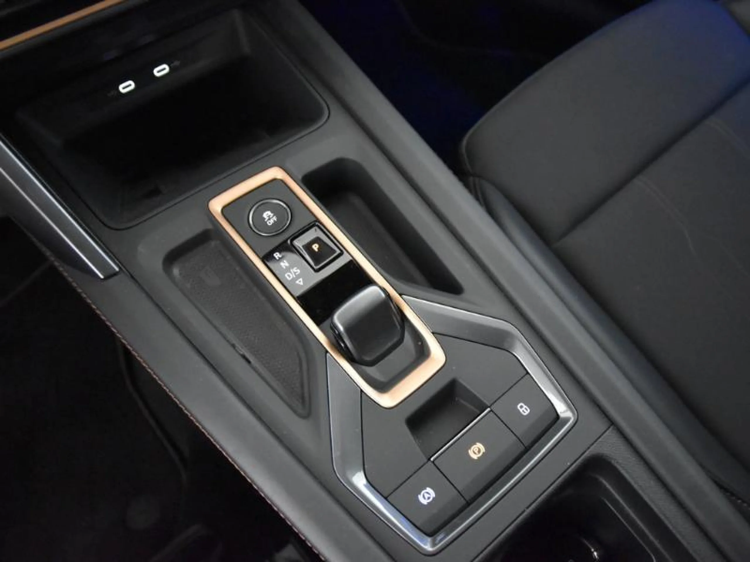 CUPRA FORMENTOR 1.5 ETSI 110KW (150 CV) DSG - Foto 11