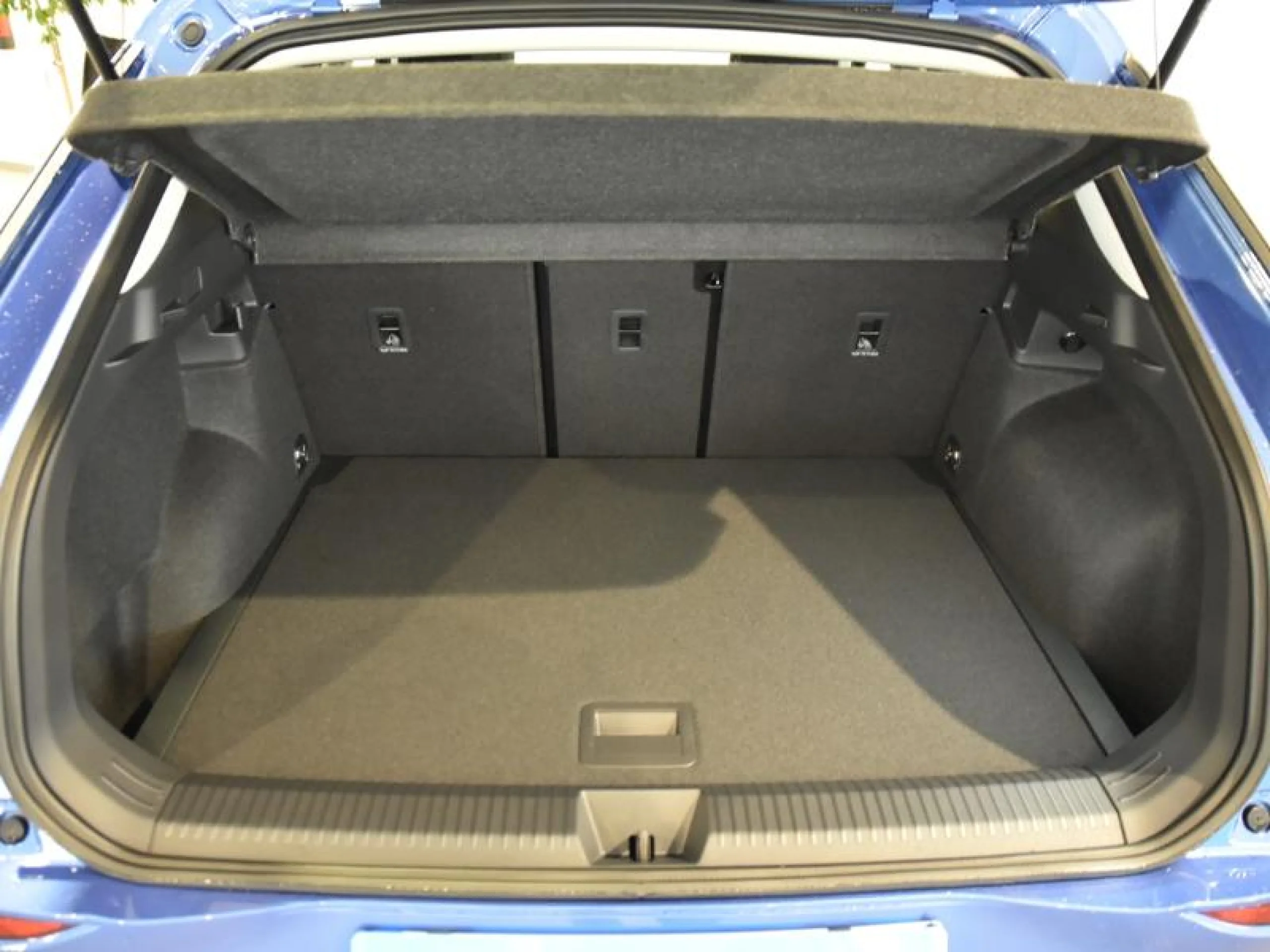 VOLKSWAGEN T ROC ··MÁS·· 1.5 ETSI 110KW (150CV) DSG - Foto 7