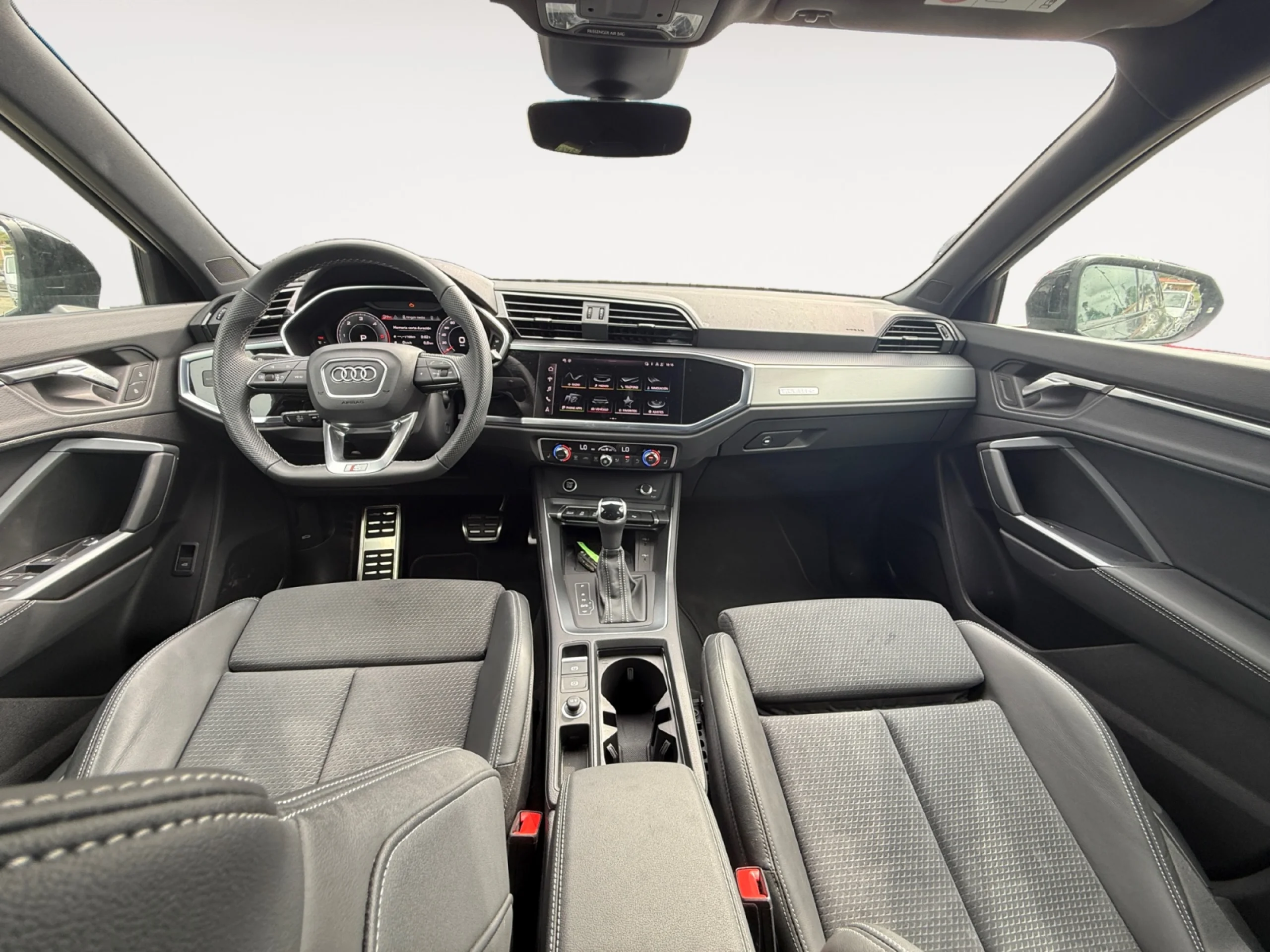 AUDI Q3 SPORTBACK BLACK LINE 35 TDI 110KW (150CV) S TRONIC - Foto 4