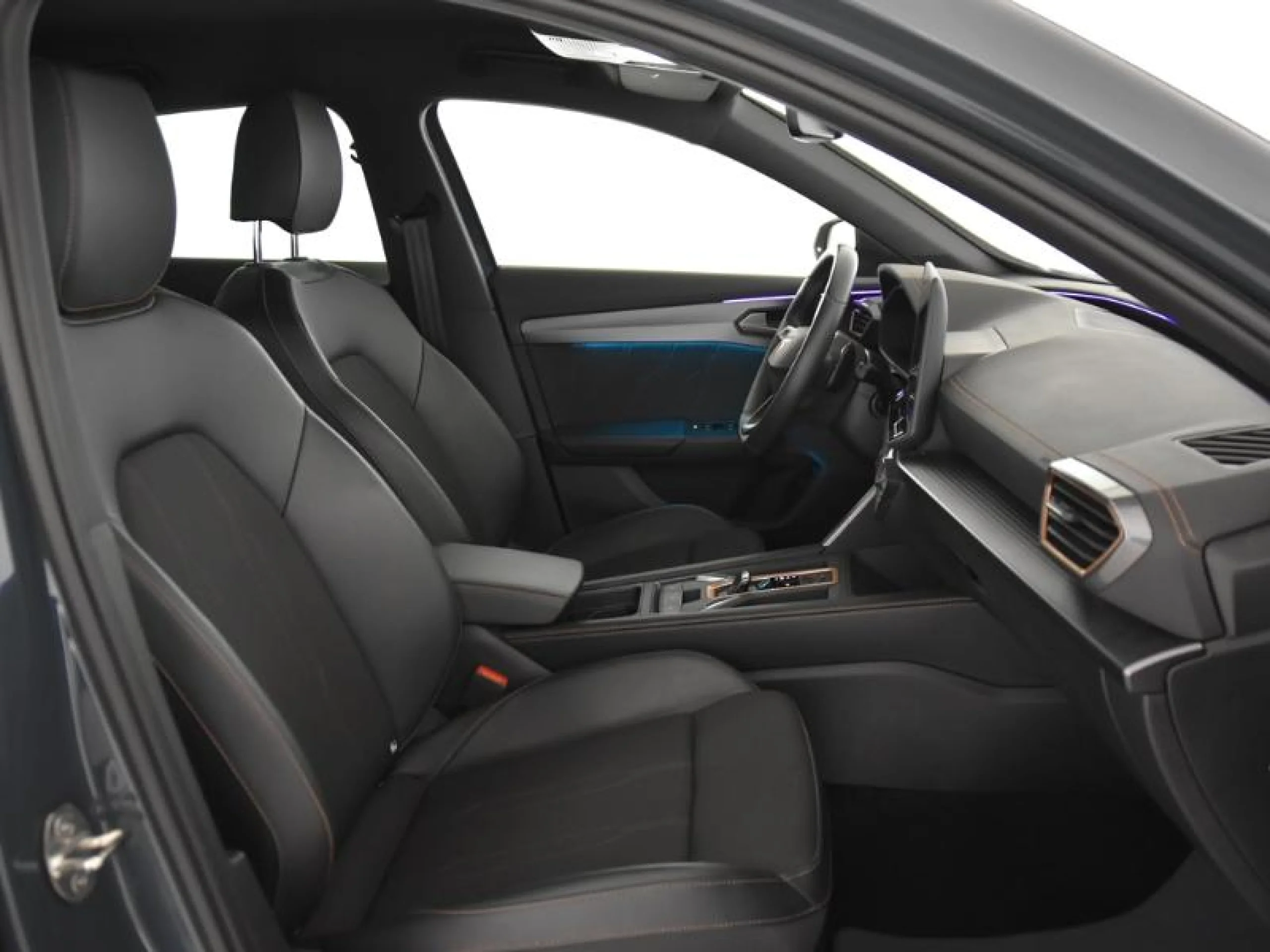 CUPRA FORMENTOR 2.0 TDI 110KW (150 CV) DSG - Foto 6