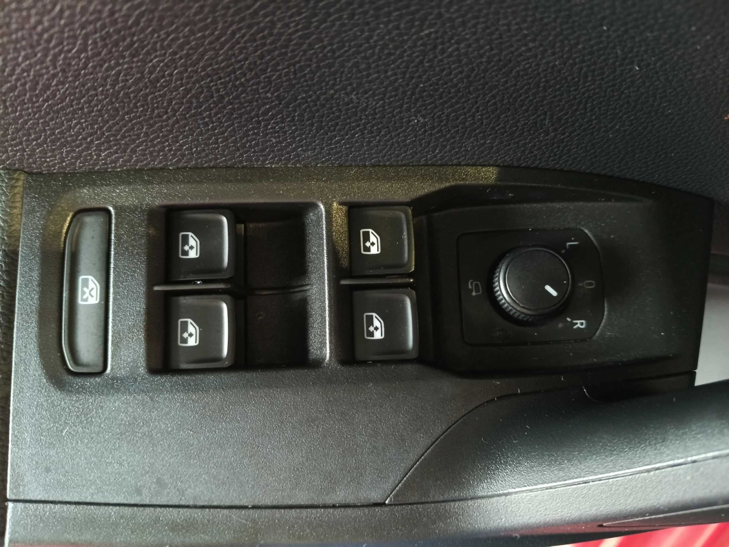 SEAT IBIZA 1.0 MPI 59KW (80CV) STYLE - Foto 14