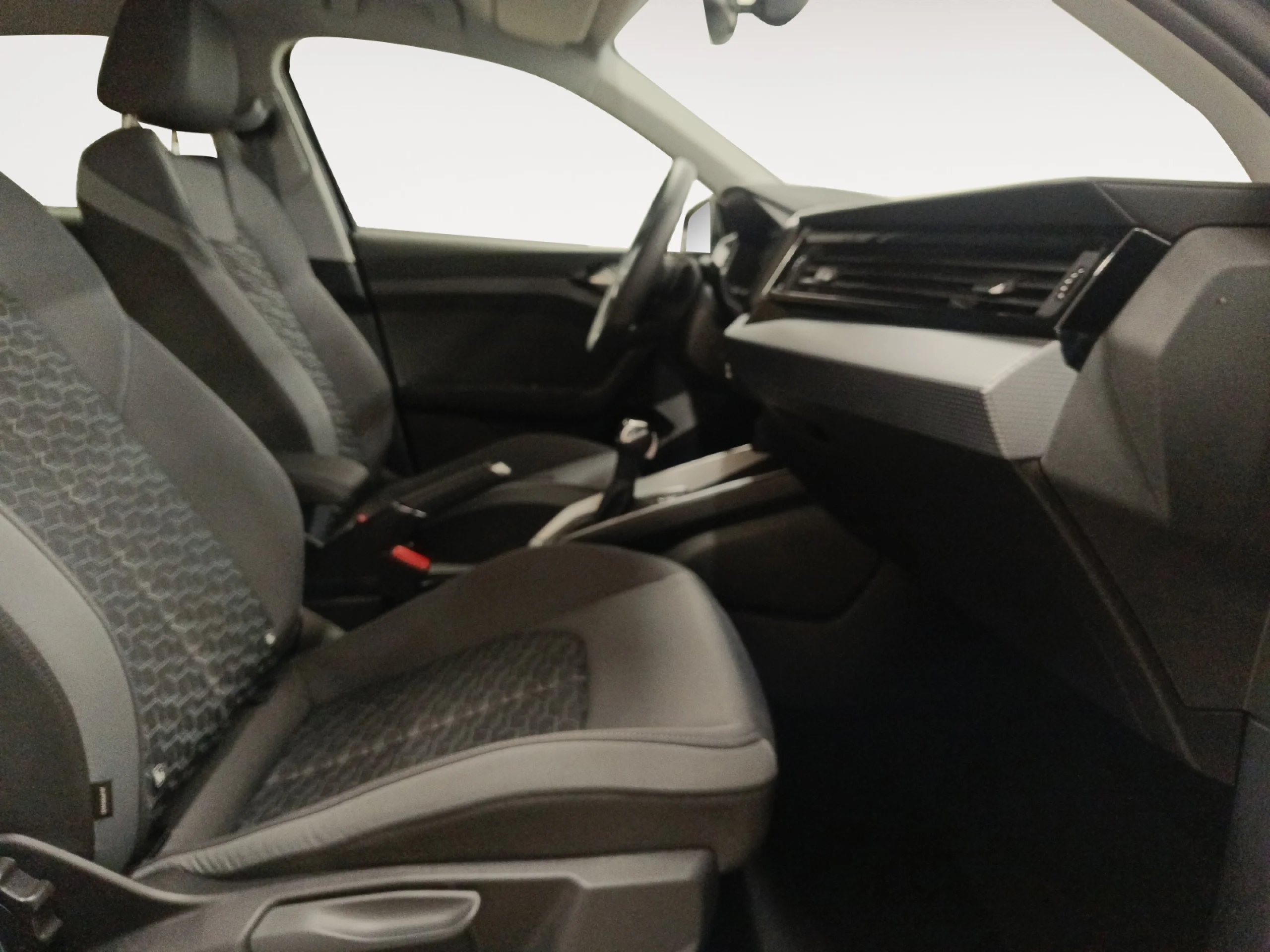 AUDI A1 SPORTBACK ADRENAL BLACK 30TFSI 85KW S TR - Foto 5