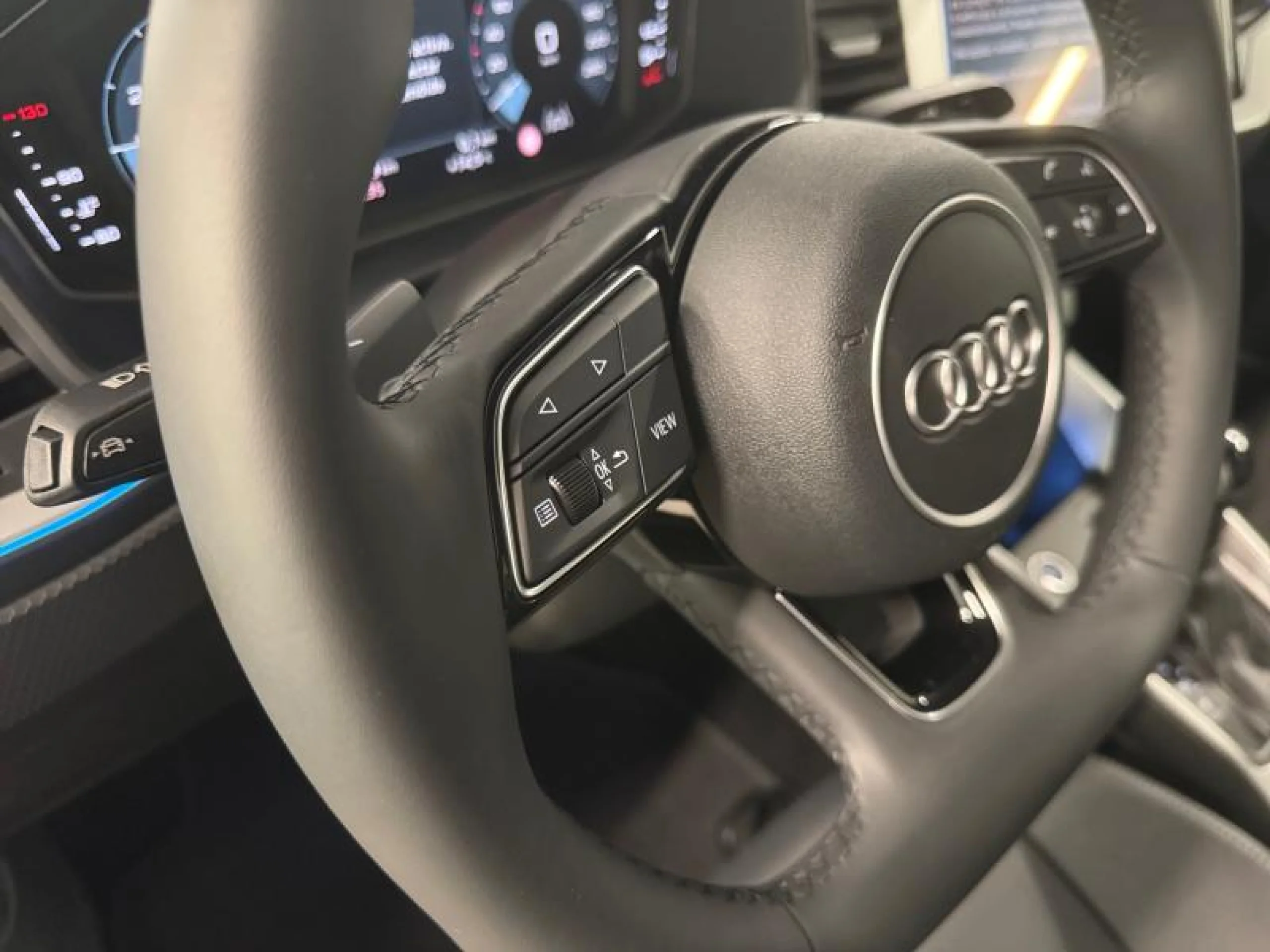 AUDI A1 SPORTBACK ADRENAL BLACK 30TFSI 85KW S TR - Foto 10