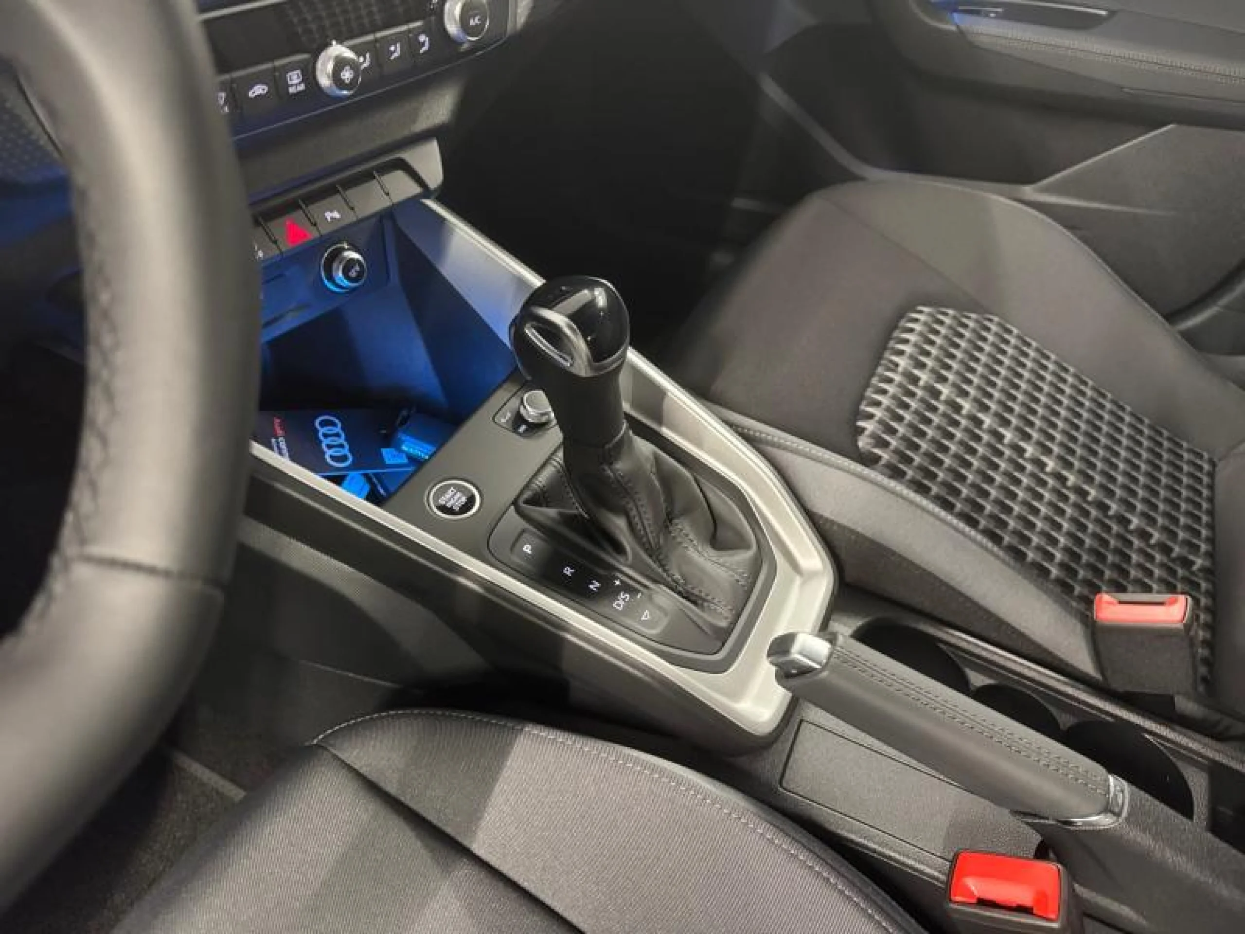 AUDI A1 SPORTBACK ADRENAL BLACK 30TFSI 85KW S TR - Foto 13