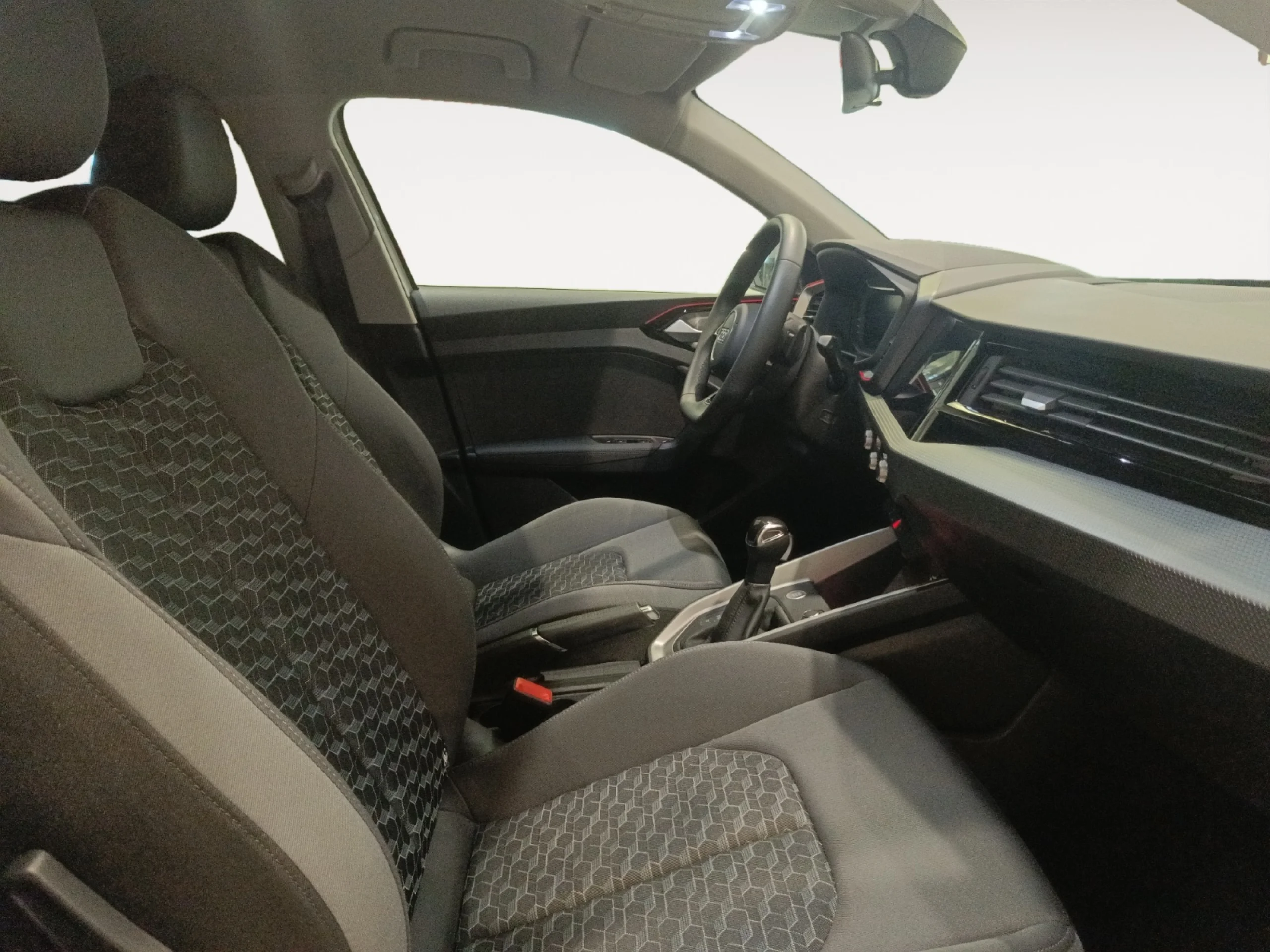 AUDI A1 SPORTBACK ADRENAL BLACK 30TFSI 85KW S TR - Foto 5