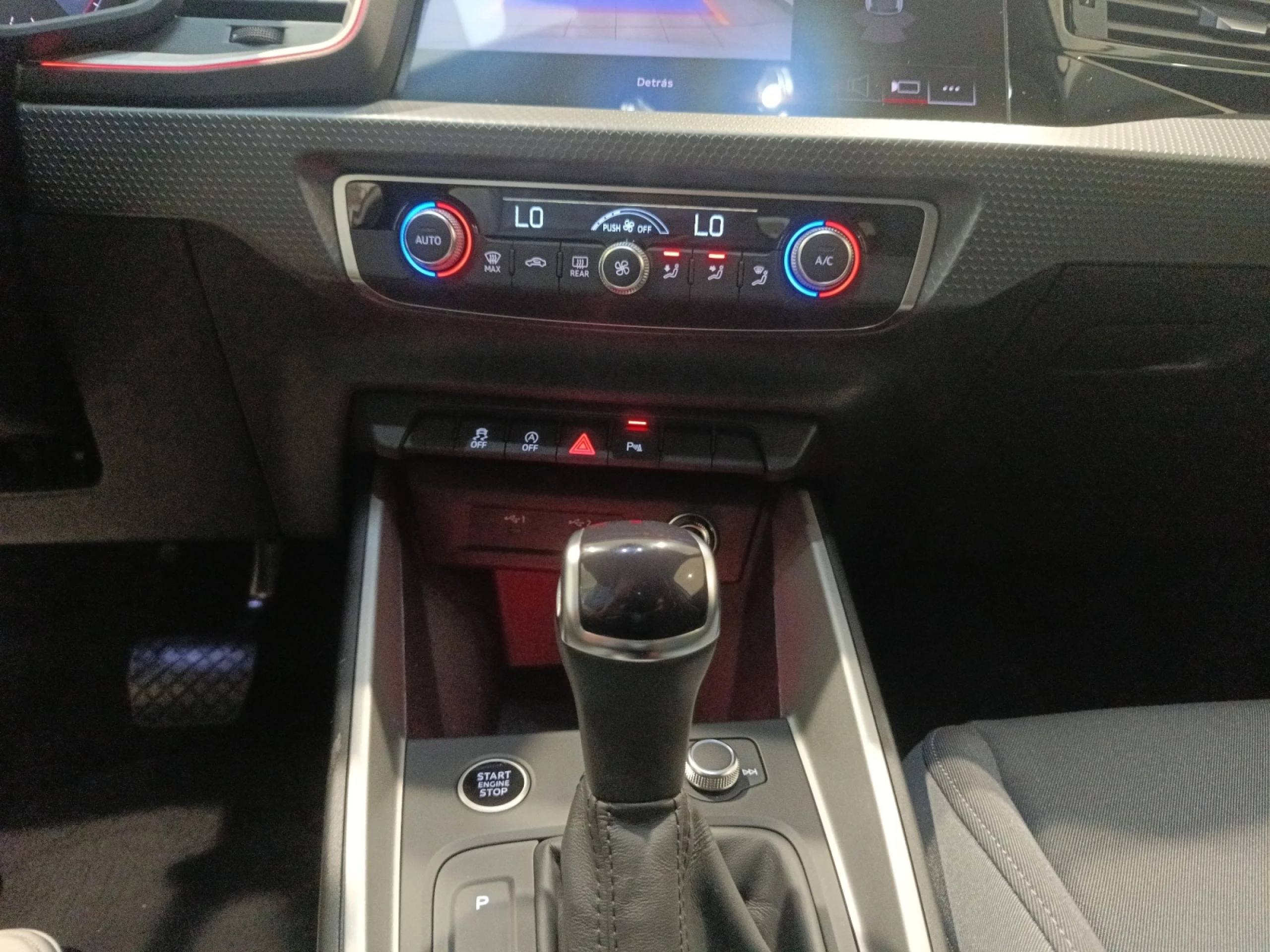 AUDI A1 SPORTBACK ADRENAL BLACK 30TFSI 85KW S TR - Foto 17