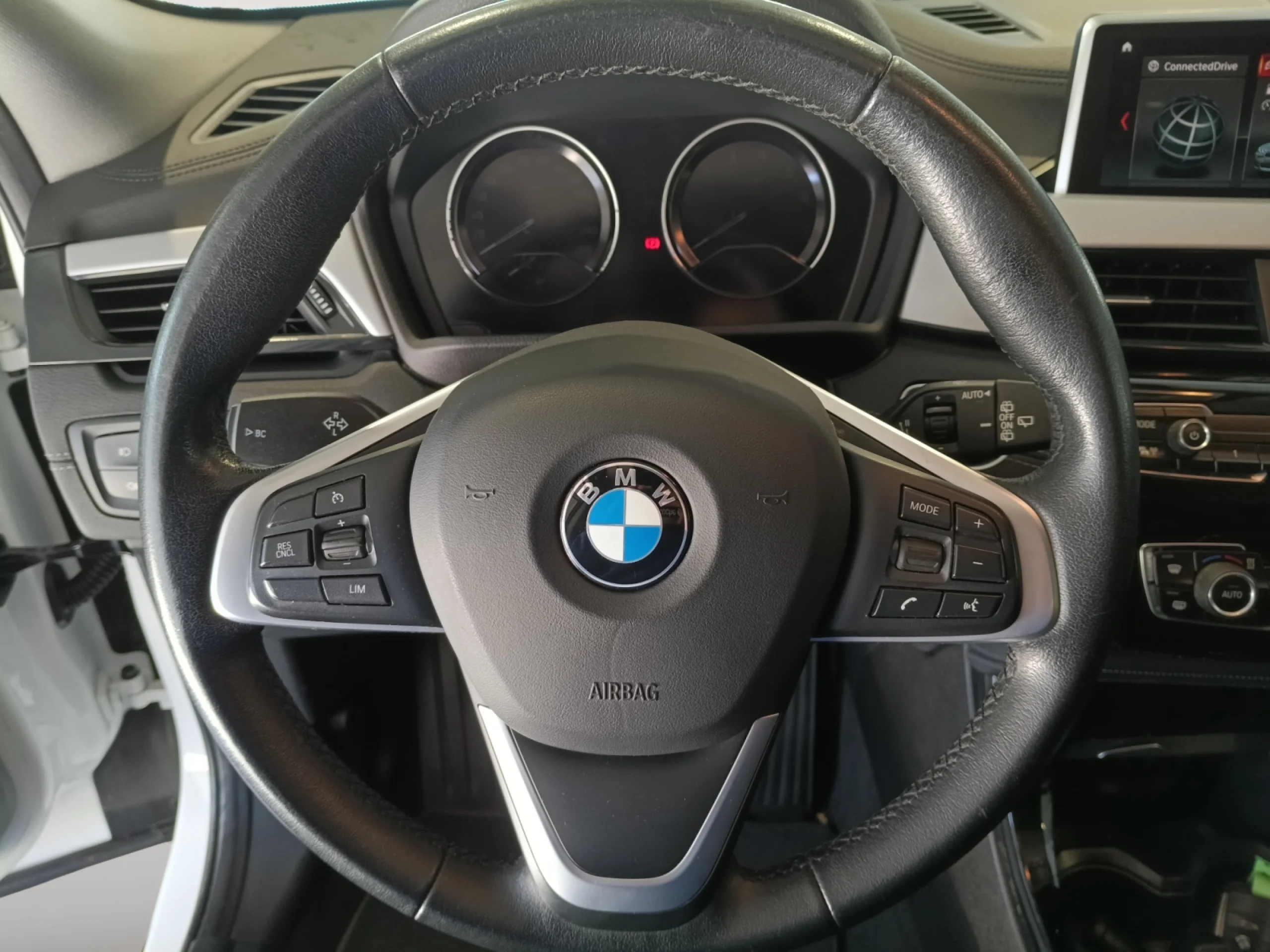 BMW X2 SDRIVE18I - Foto 11