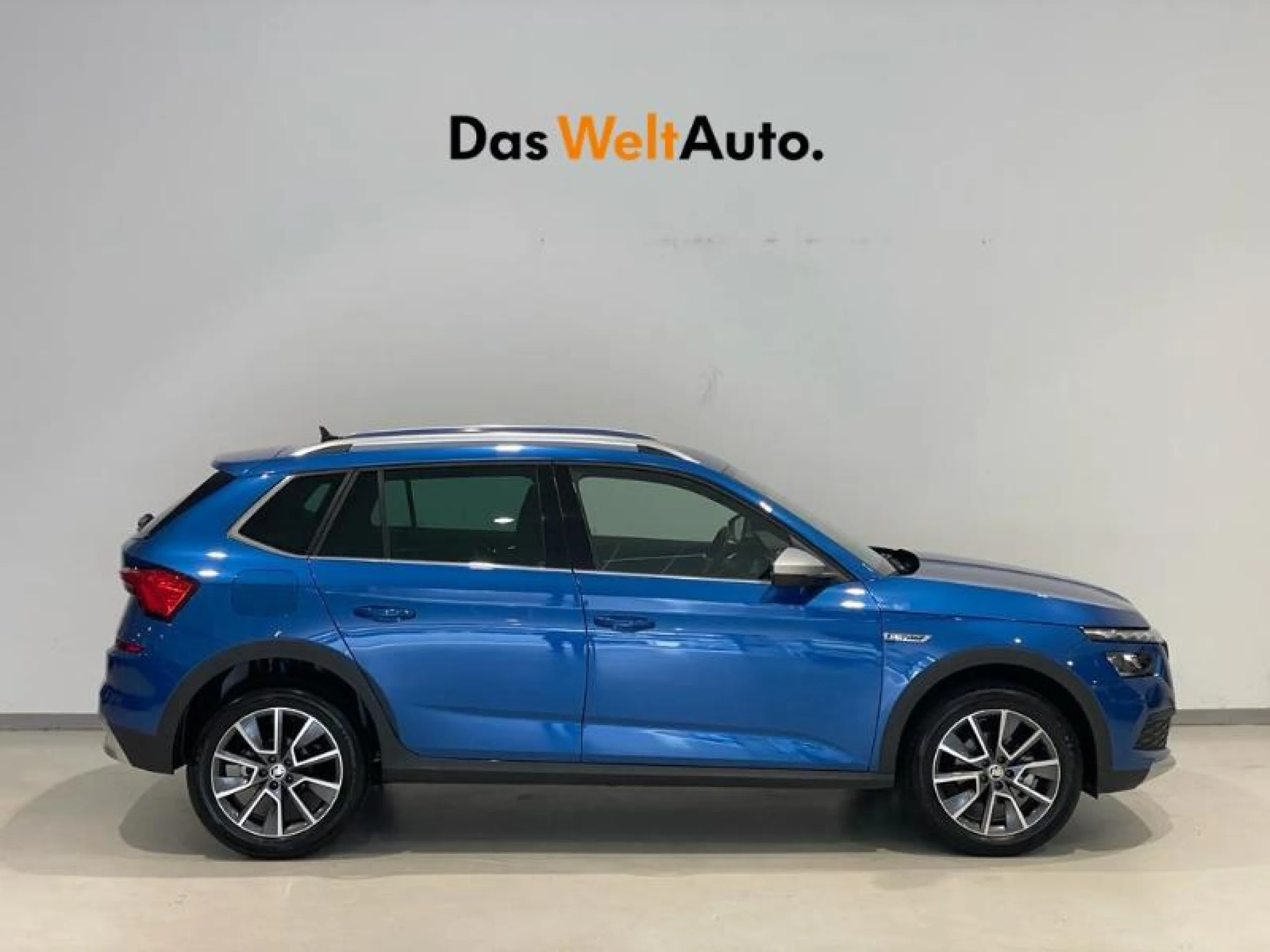 SKODA KAMIQ 1.0 TSI 81KW (110CV) SCOUT - Foto 3