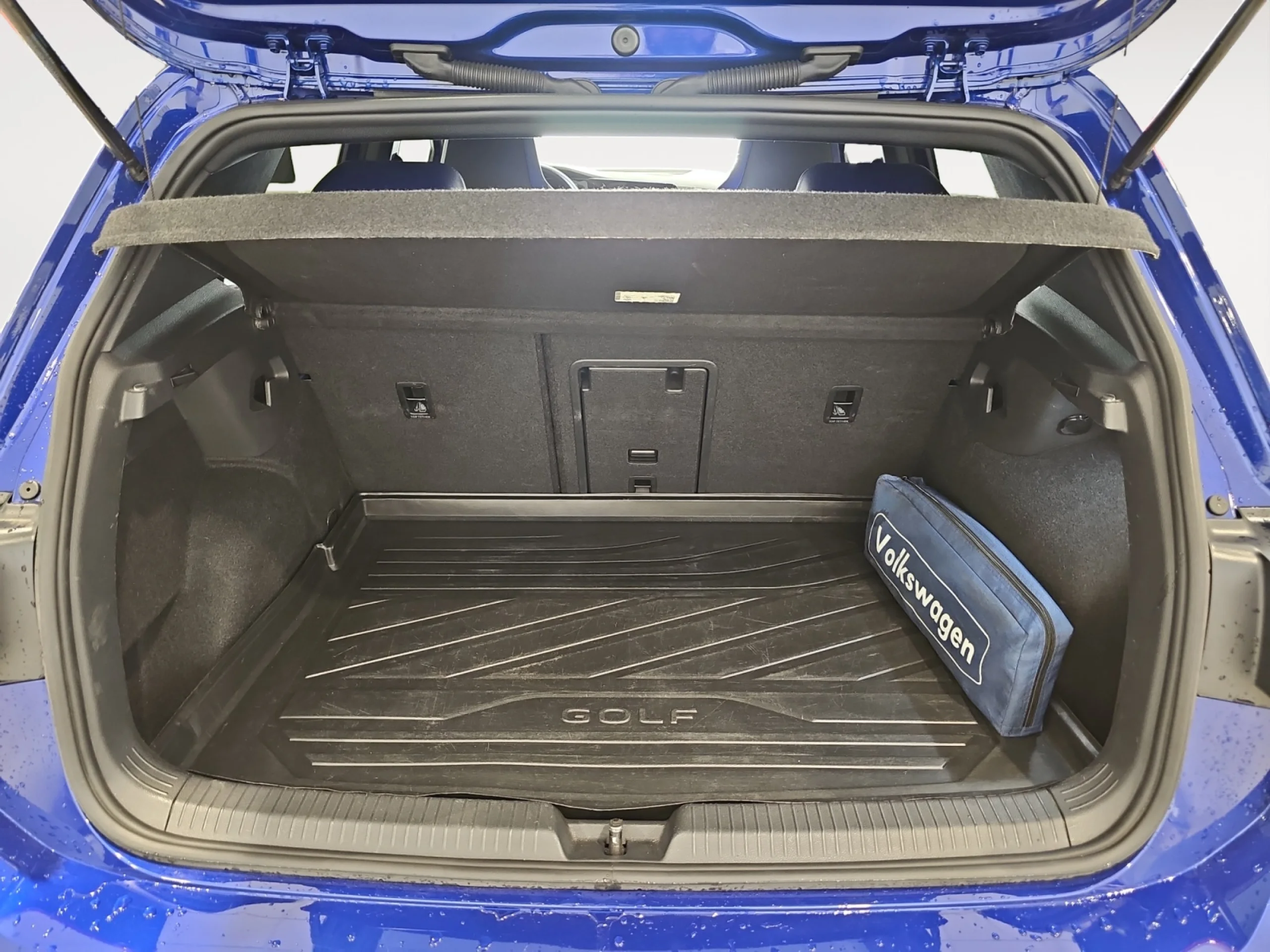 VOLKSWAGEN GOLF R 2.0 TSI 235KW (320CV) 4MOTION DSG - Foto 8