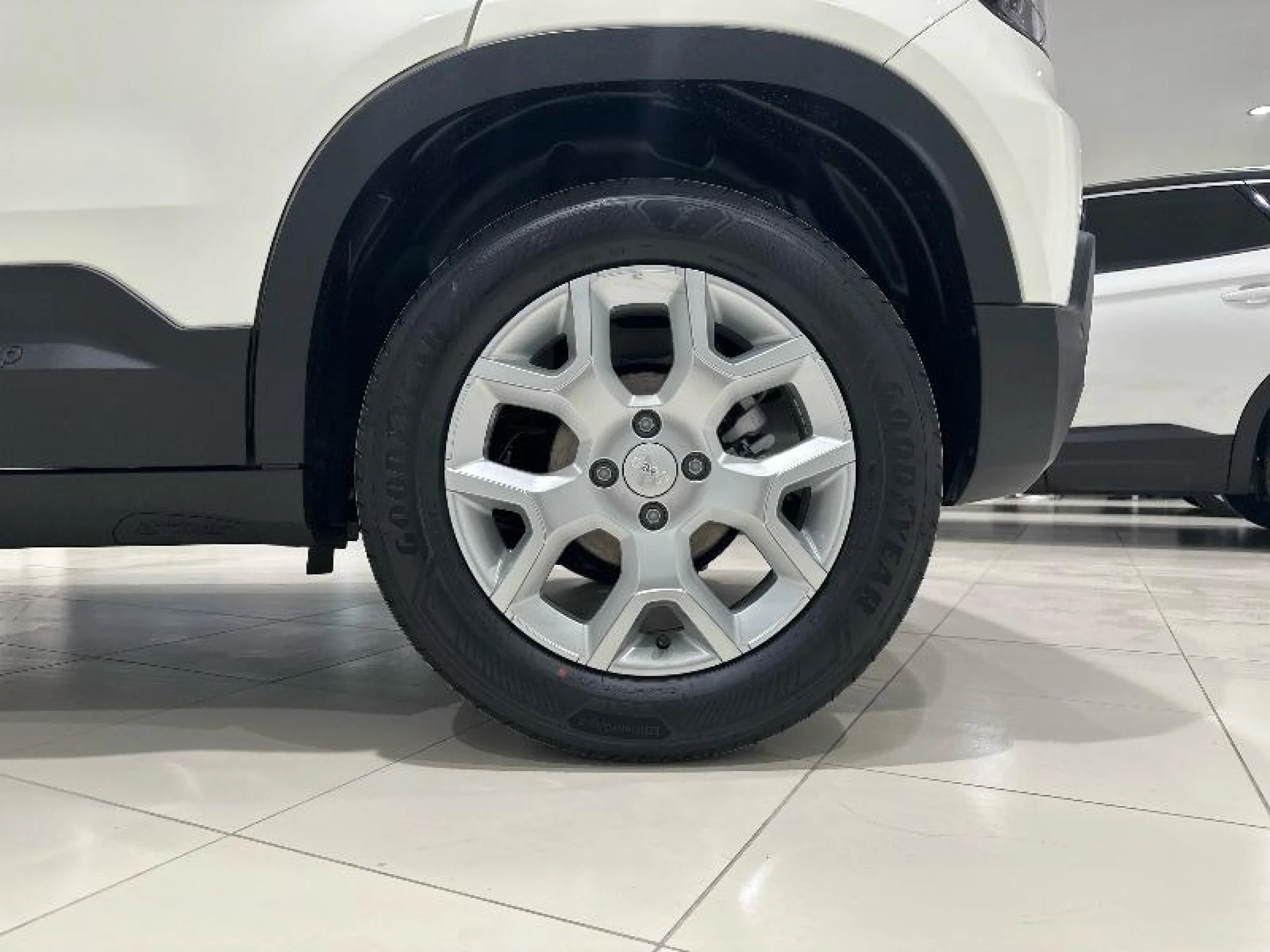 JEEP AVENGER 1.2 EHYBRID 74KW (100CV) LONGITUDE - Foto 11