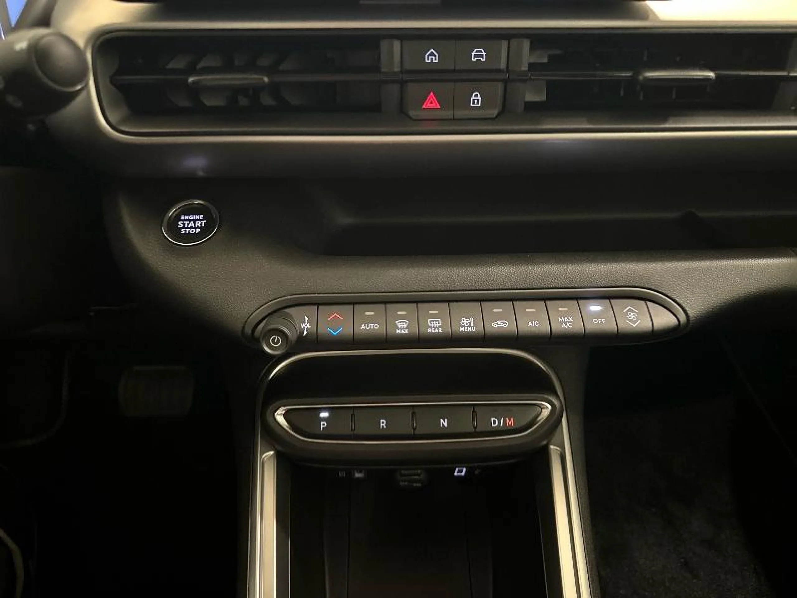 JEEP AVENGER 1.2 EHYBRID 74KW (100CV) LONGITUDE - Foto 12