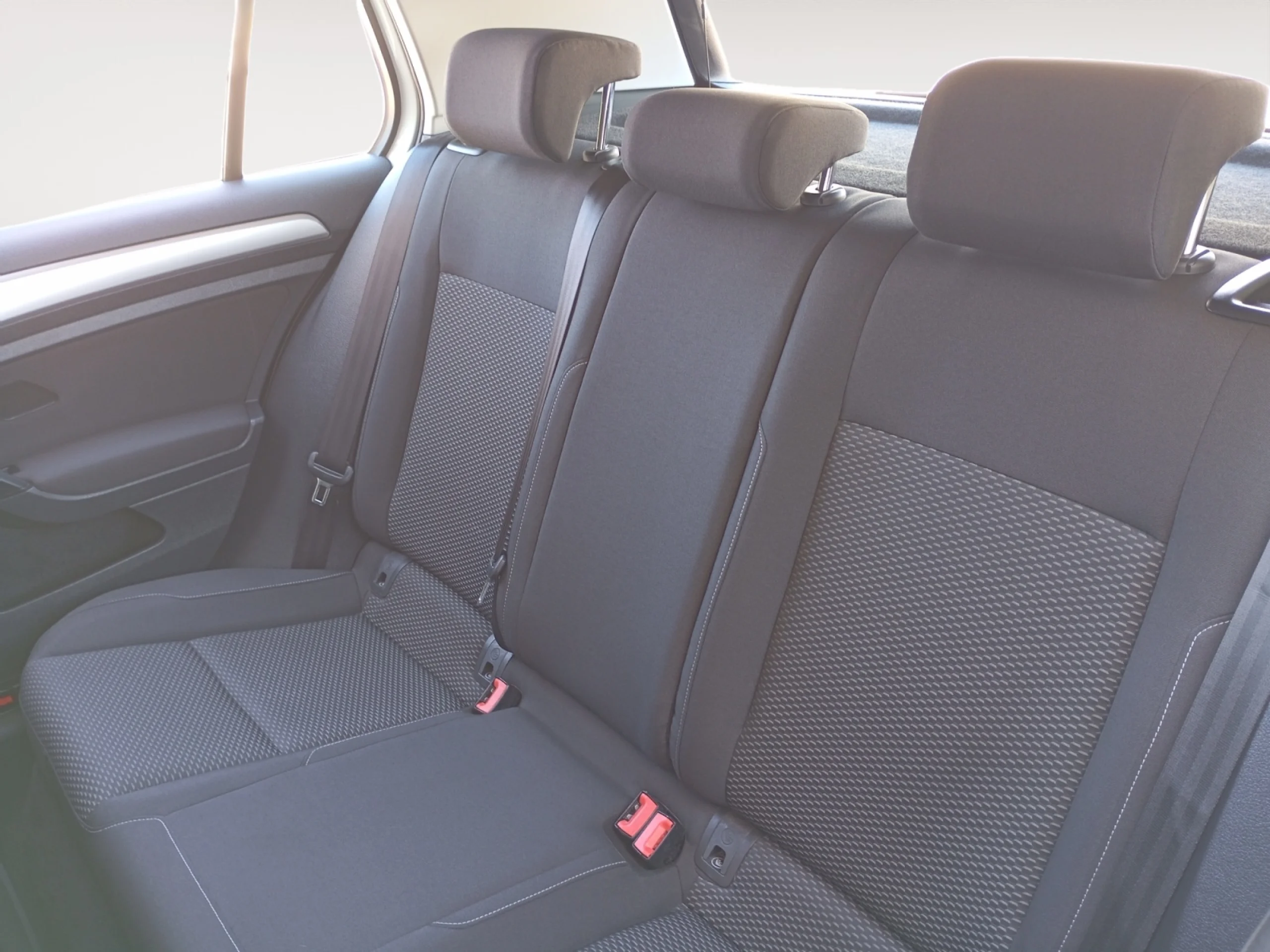 VOLKSWAGEN GOLF READY2GO 1.6 TDI 85KW (115CV) - Foto 6