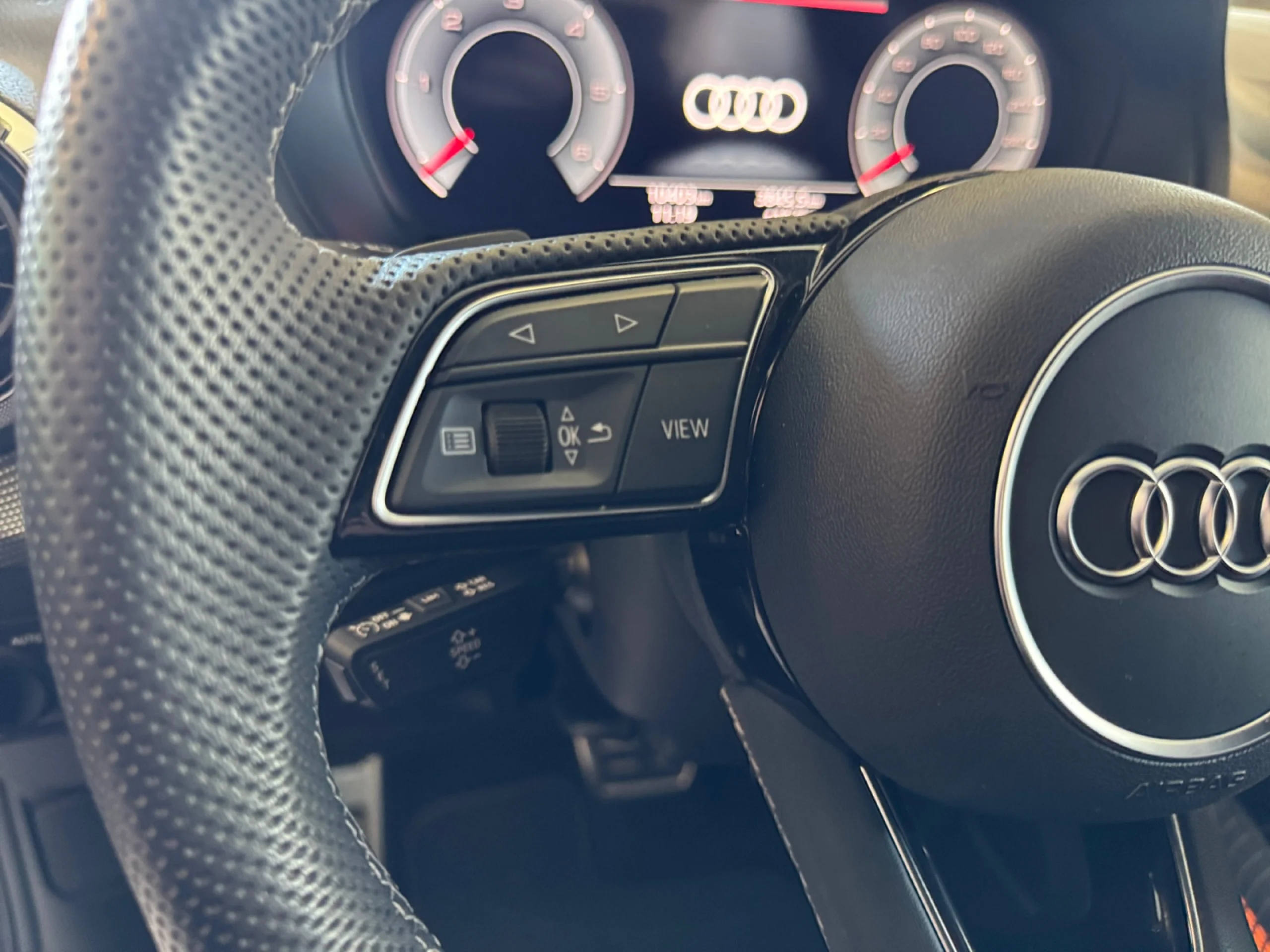 AUDI Q2 ADRENALIN 35 TDI 110KW (150CV) S TRONIC - Foto 14