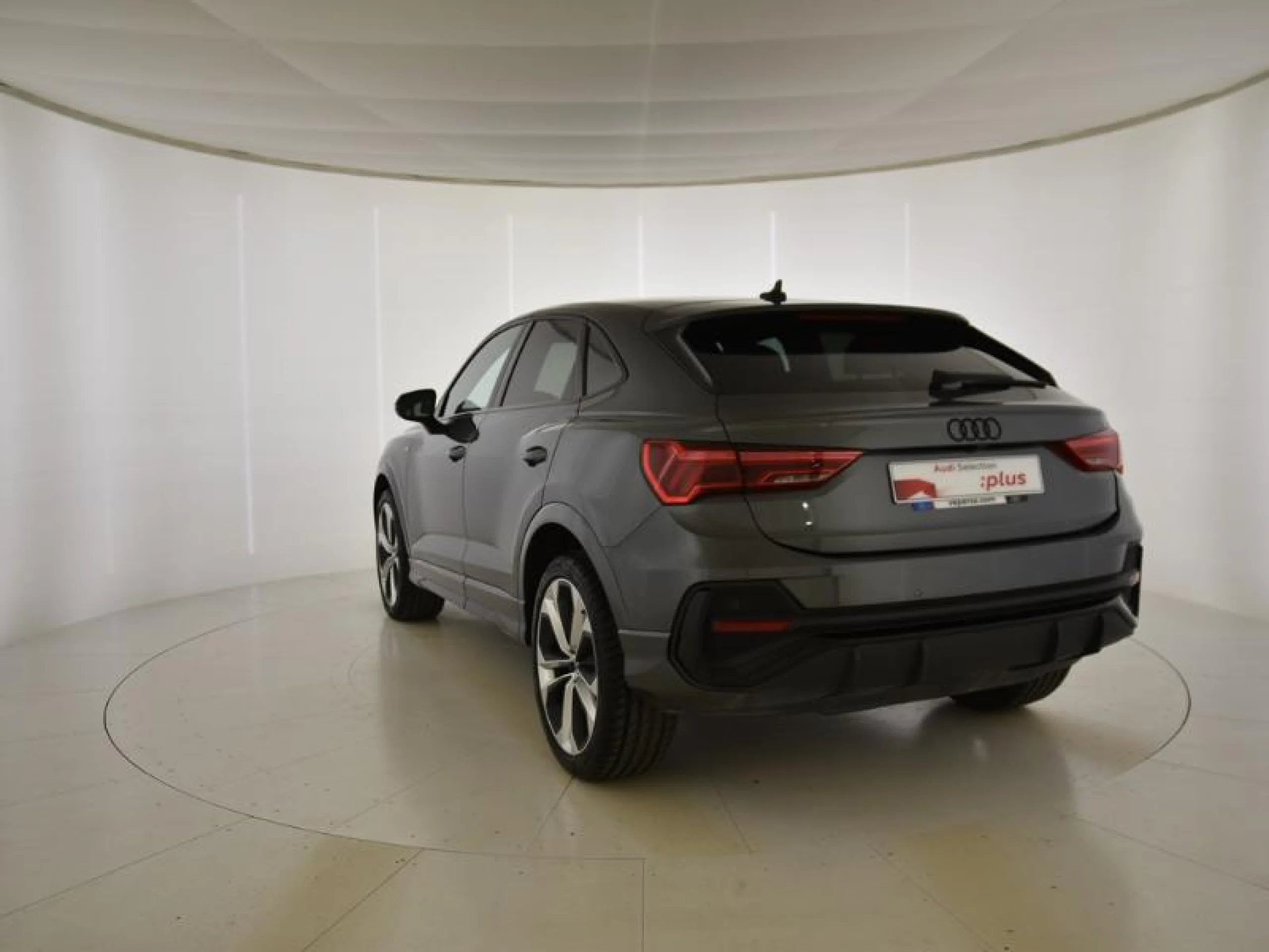 AUDI Q3 SPORTBACK 35 TFSI 110KW(150CV) S TRONIC BLACK LINE - Foto 2