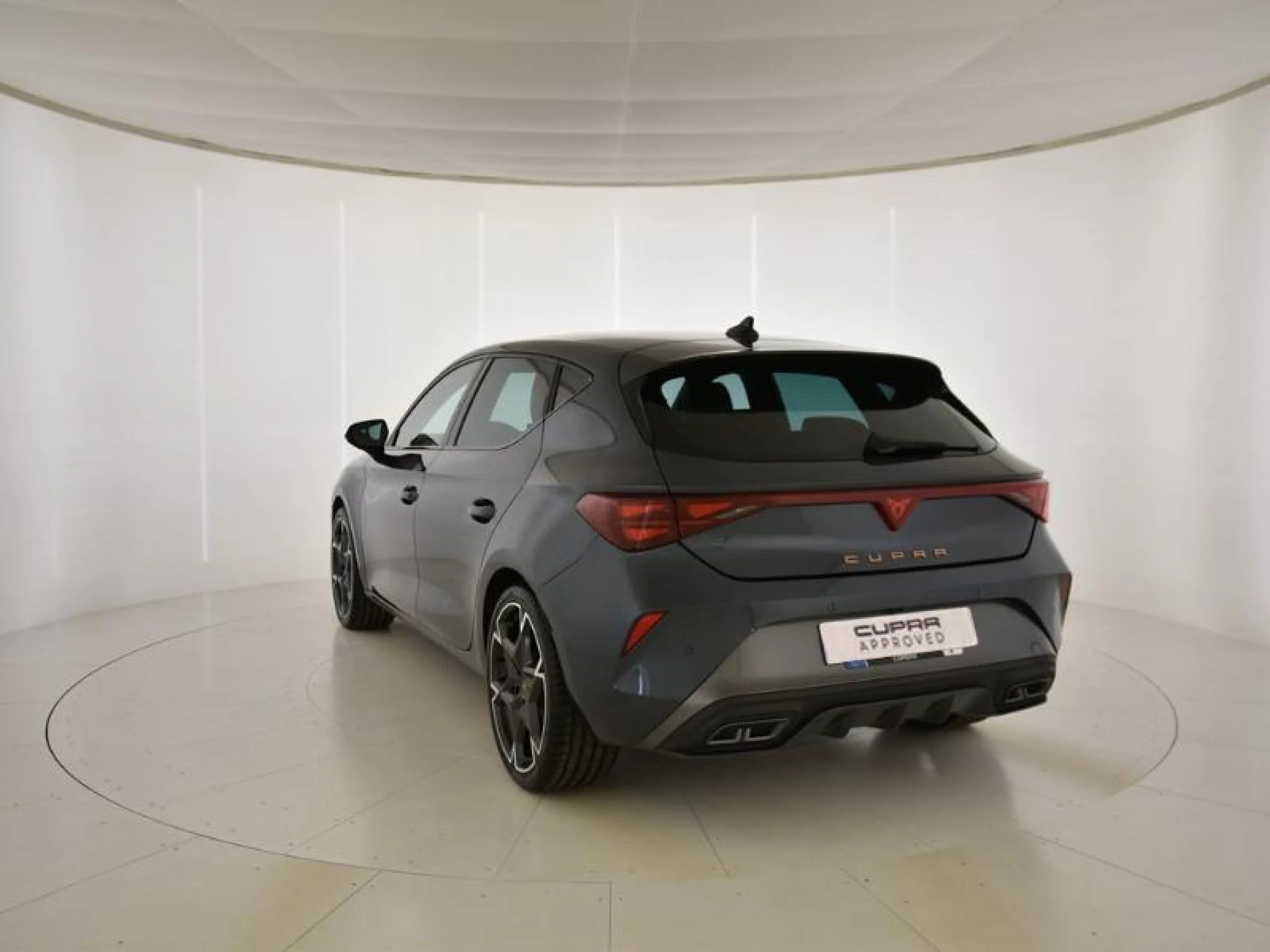 CUPRA LEON 1.5 ETSI 110KW (150CV) DSG - Foto 2