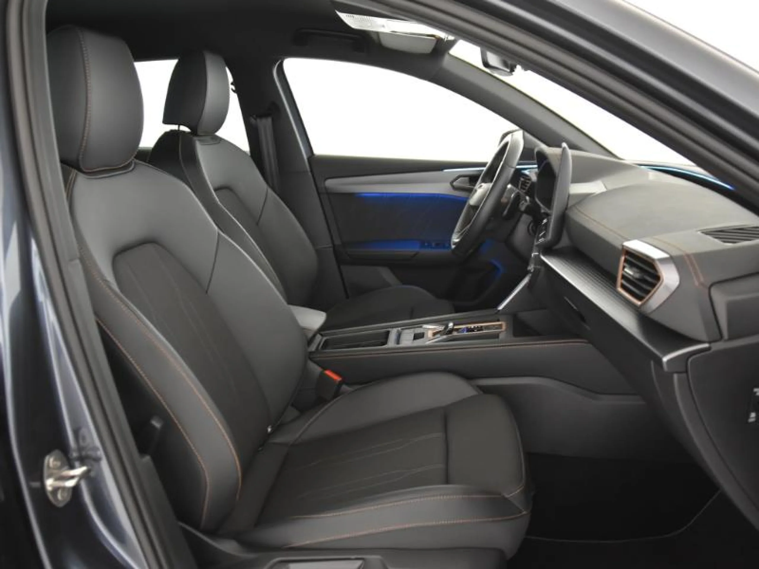 CUPRA LEON 1.5 ETSI 110KW (150CV) DSG - Foto 5