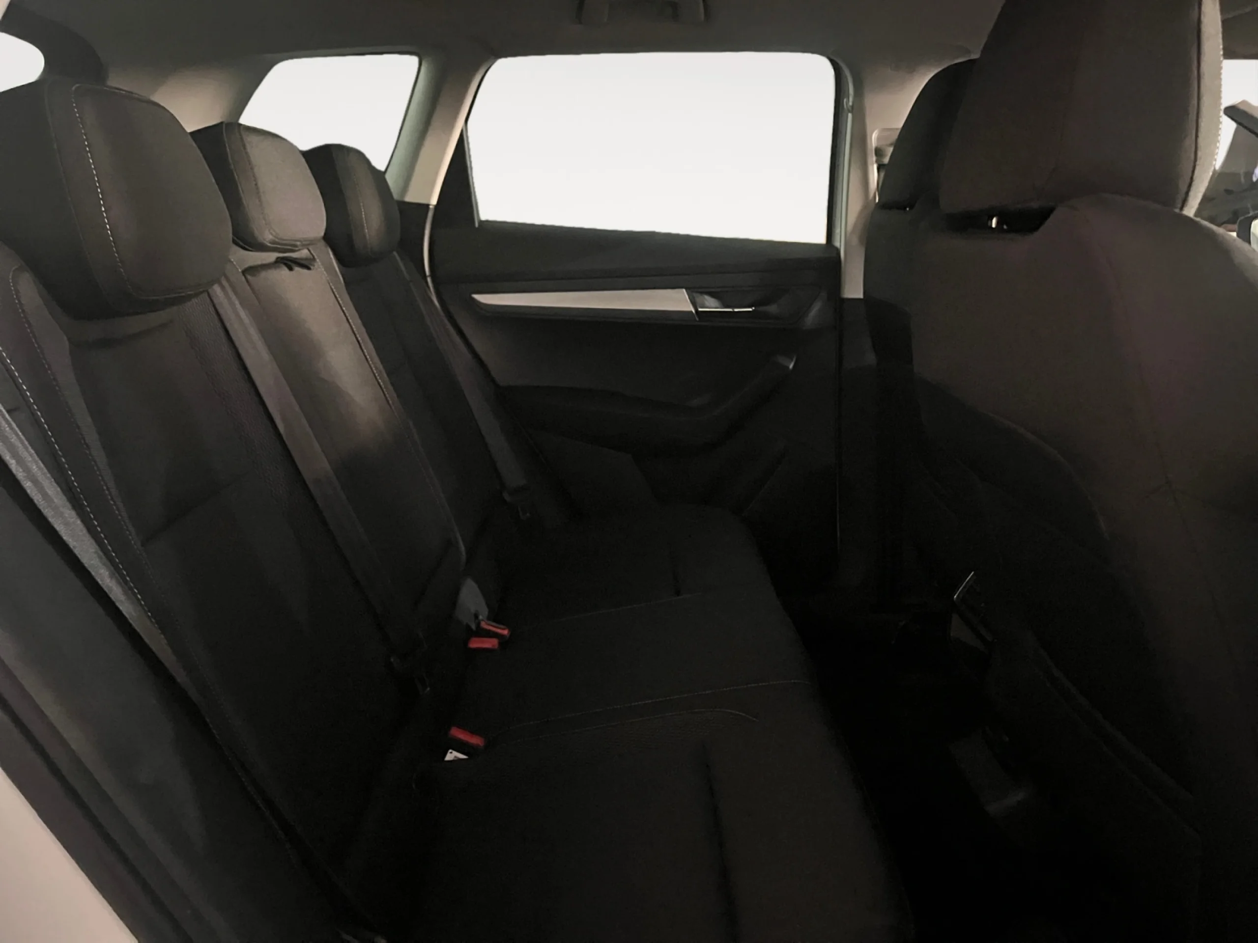 SKODA KAROQ 2.0 TDI 110KW (150CV) STYLE - Foto 6