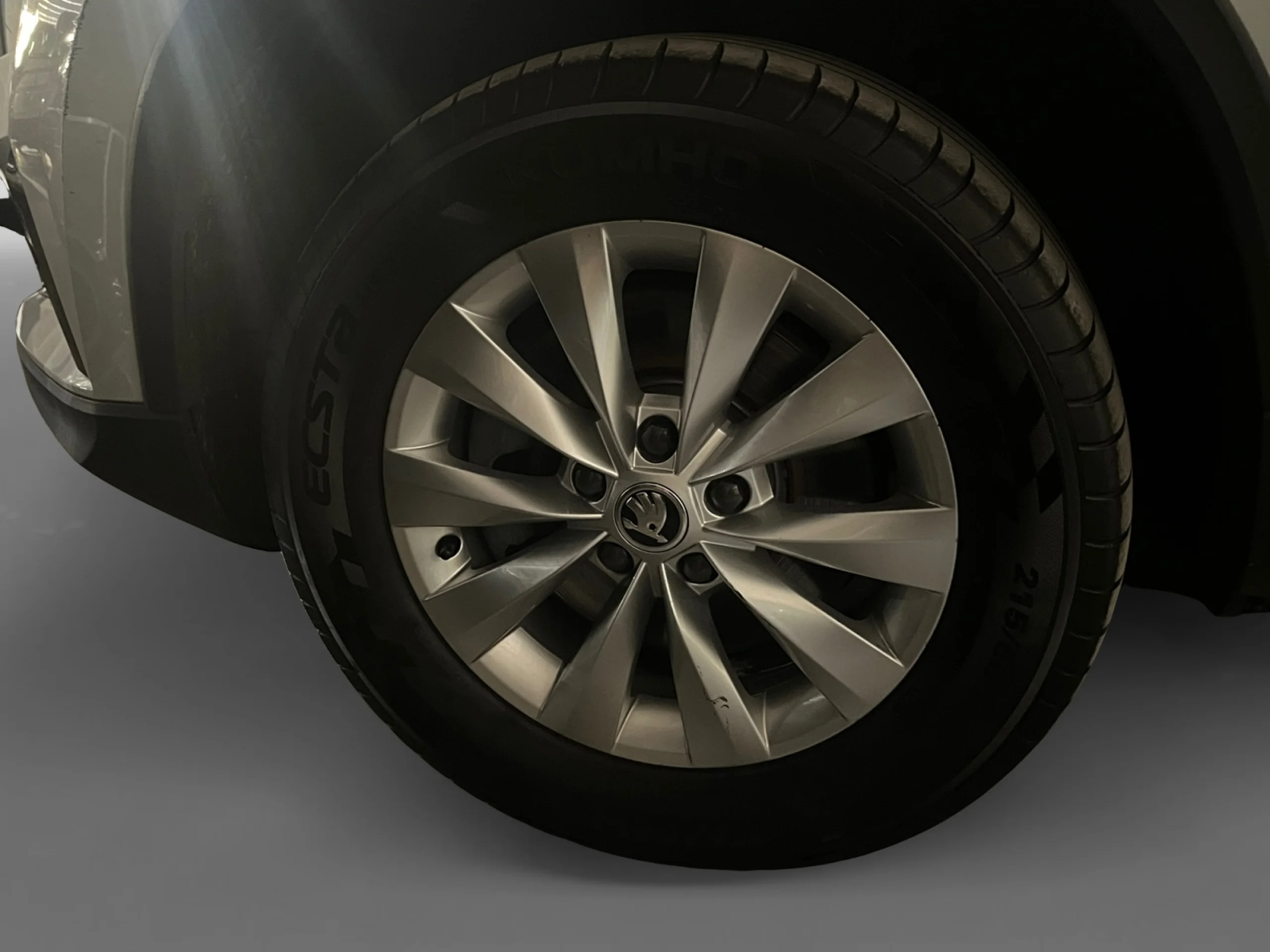 SKODA KAROQ 2.0 TDI 110KW (150CV) STYLE - Foto 8