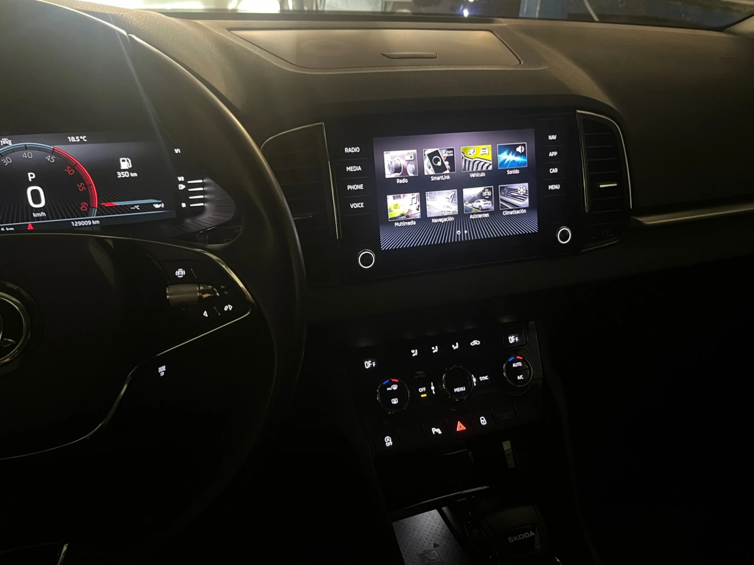 SKODA KAROQ 2.0 TDI 110KW (150CV) STYLE - Foto 13