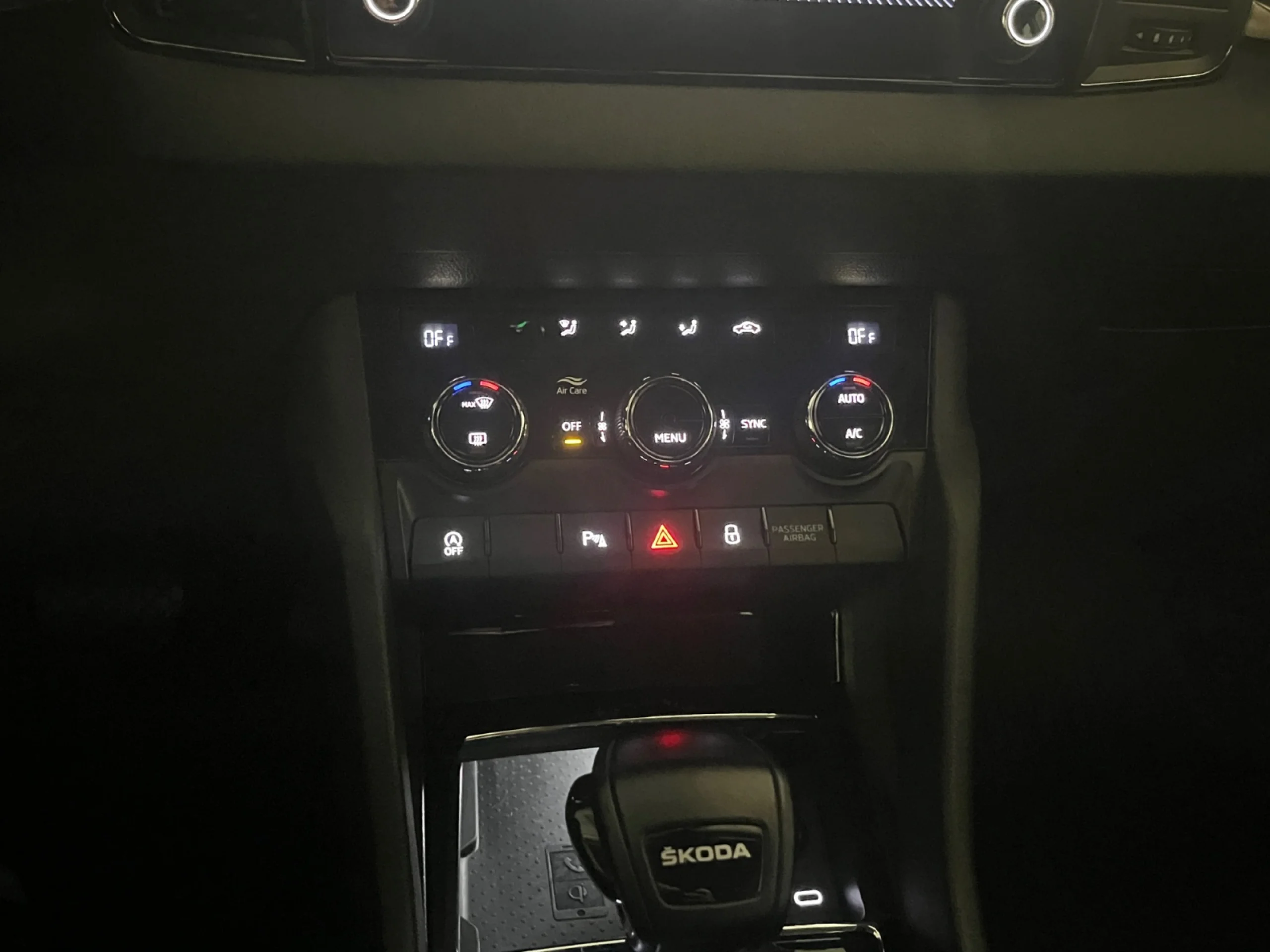 SKODA KAROQ 2.0 TDI 110KW (150CV) STYLE - Foto 20