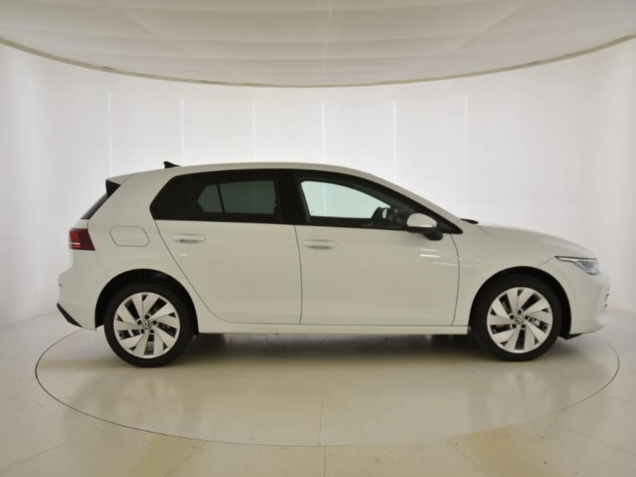 VOLKSWAGEN GOLF GOLF MATCH 1.5 TSI EHYBRID 110 KW (150 CV) / 80 KW (110 CV)  AUTOM TICO DSG 6 VEL. - Foto 3