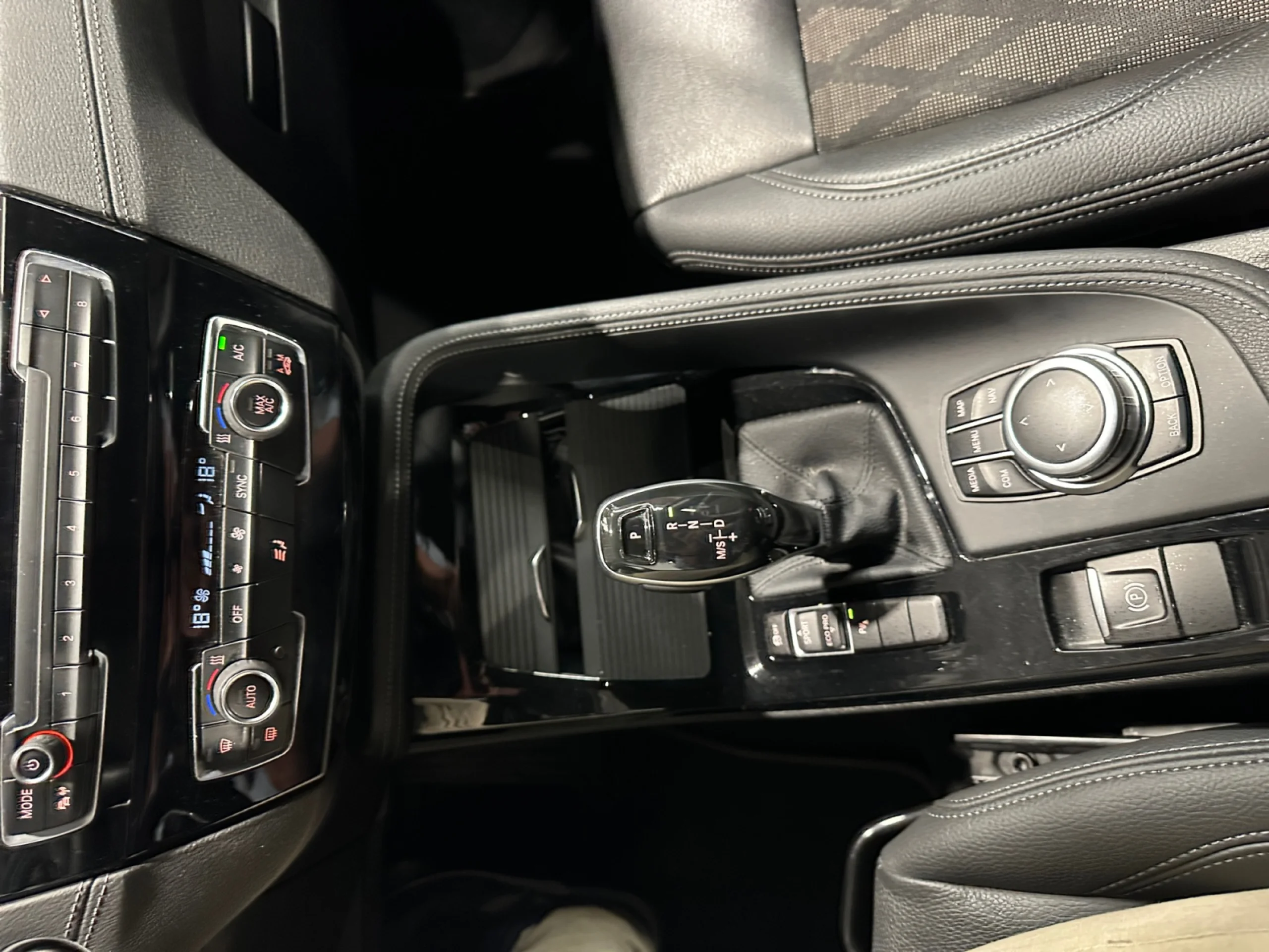 BMW X1 SDRIVE18D - Foto 14