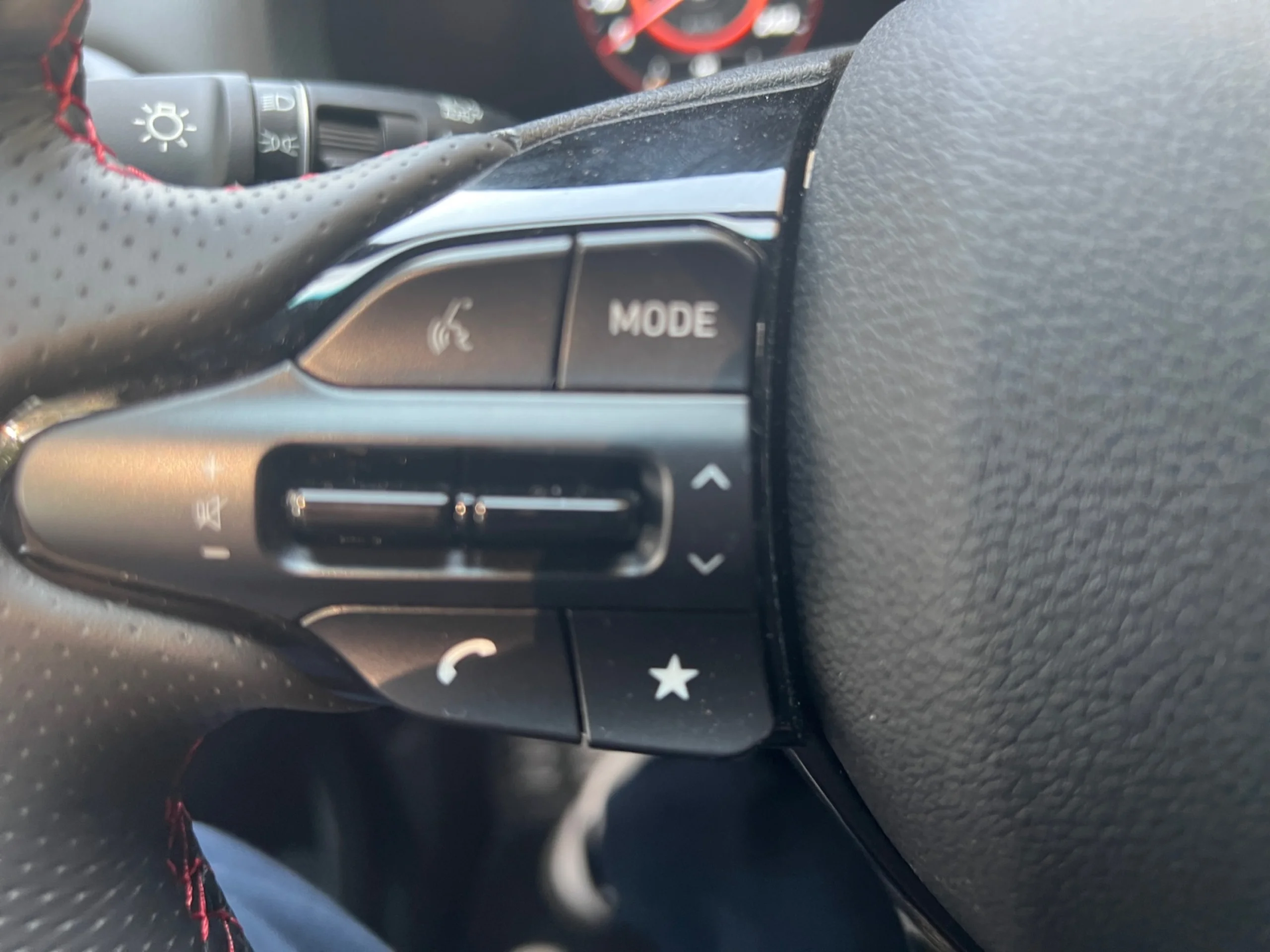 HYUNDAI I30 1.0 TGDI N LINE SE - Foto 12