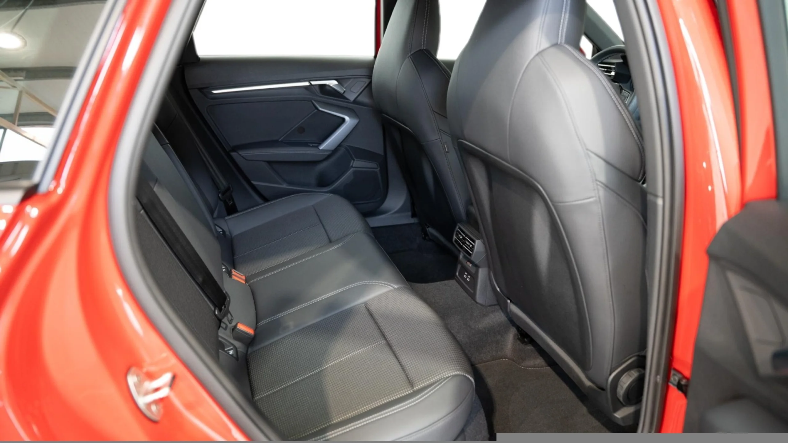 AUDI A3 ALLSTREET GENUINE 35 TFSI 110KW S TRONIC - Foto 8