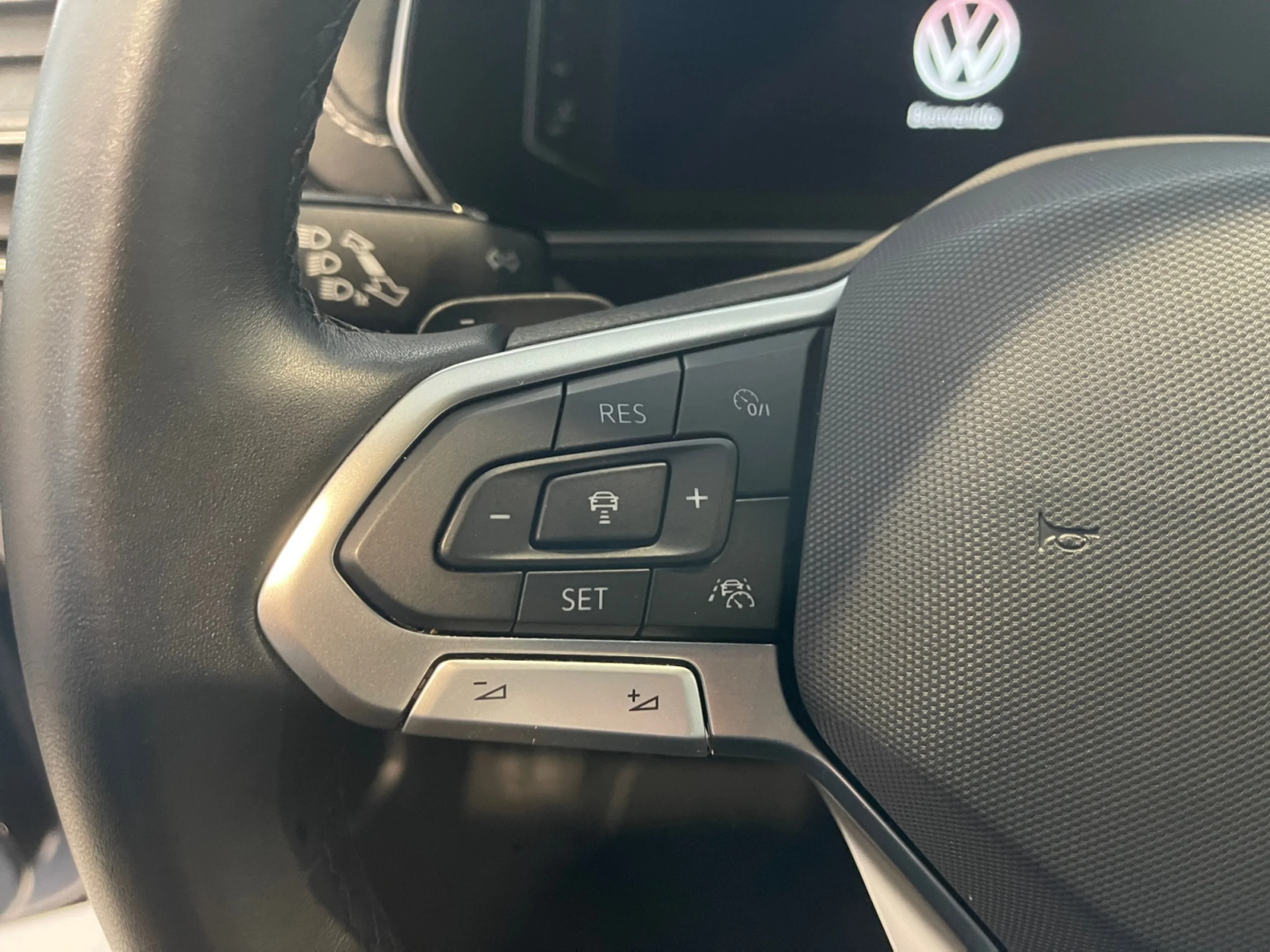 VOLKSWAGEN T CROSS R LINE 1.0 TSI 85KW (115CV) DSG - Foto 9