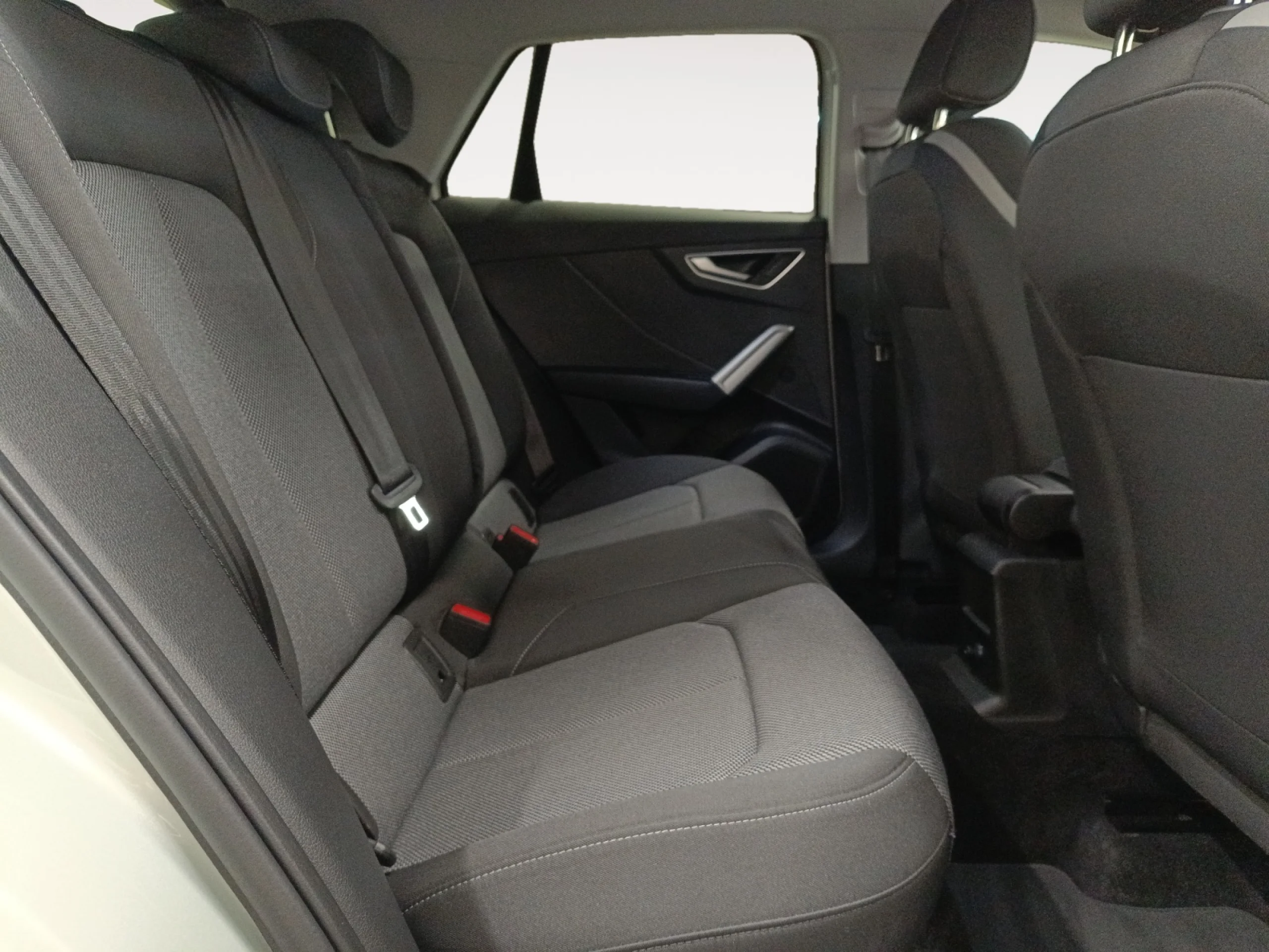 AUDI Q2 Q2  BLACK LINE EDITION 35 TDI QUATTRO 110(150) KW(CV) S TRONIC - Foto 6