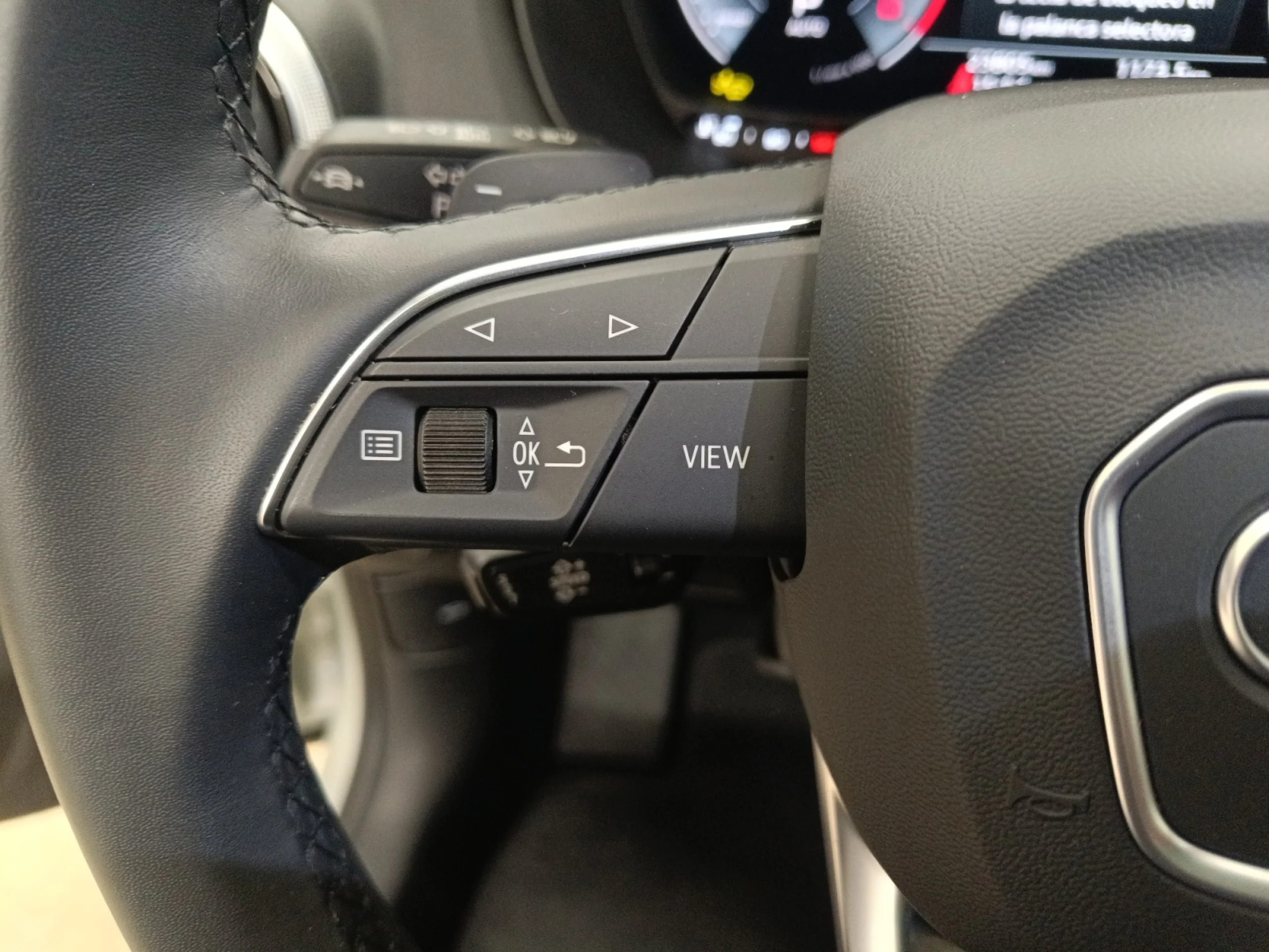 AUDI Q2 Q2  BLACK LINE EDITION 35 TDI QUATTRO 110(150) KW(CV) S TRONIC - Foto 11