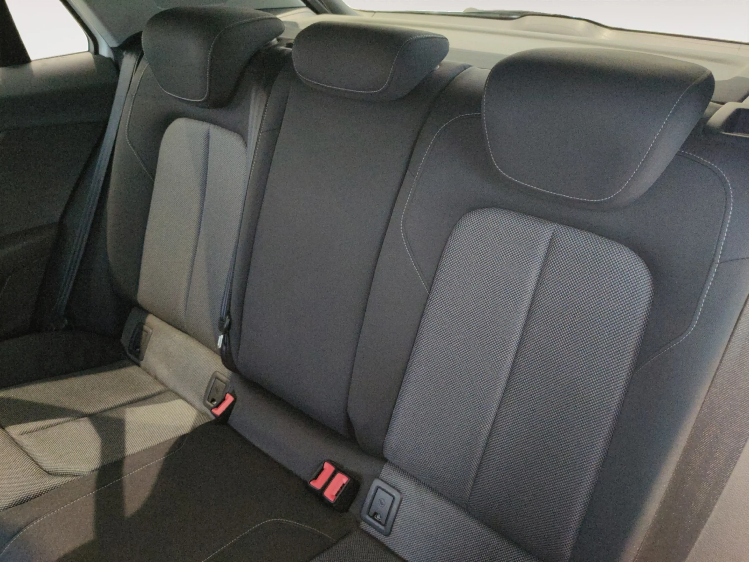 AUDI Q2 SPORT EDITION 1.4 TFSI 110KW (150CV) COD - Foto 6