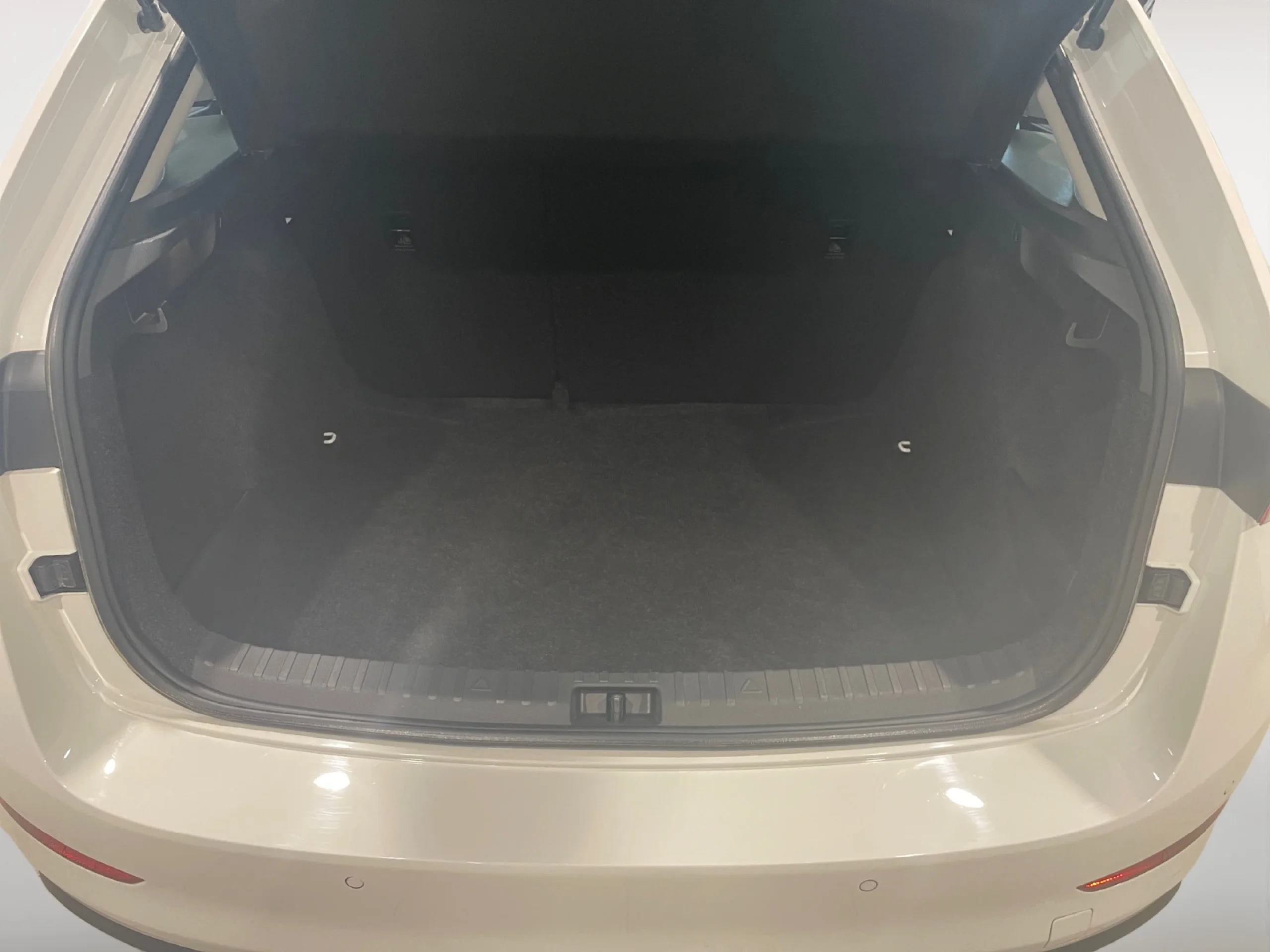 SKODA SCALA 1.0 TSI 85KW (115CV) AMBITION - Foto 8