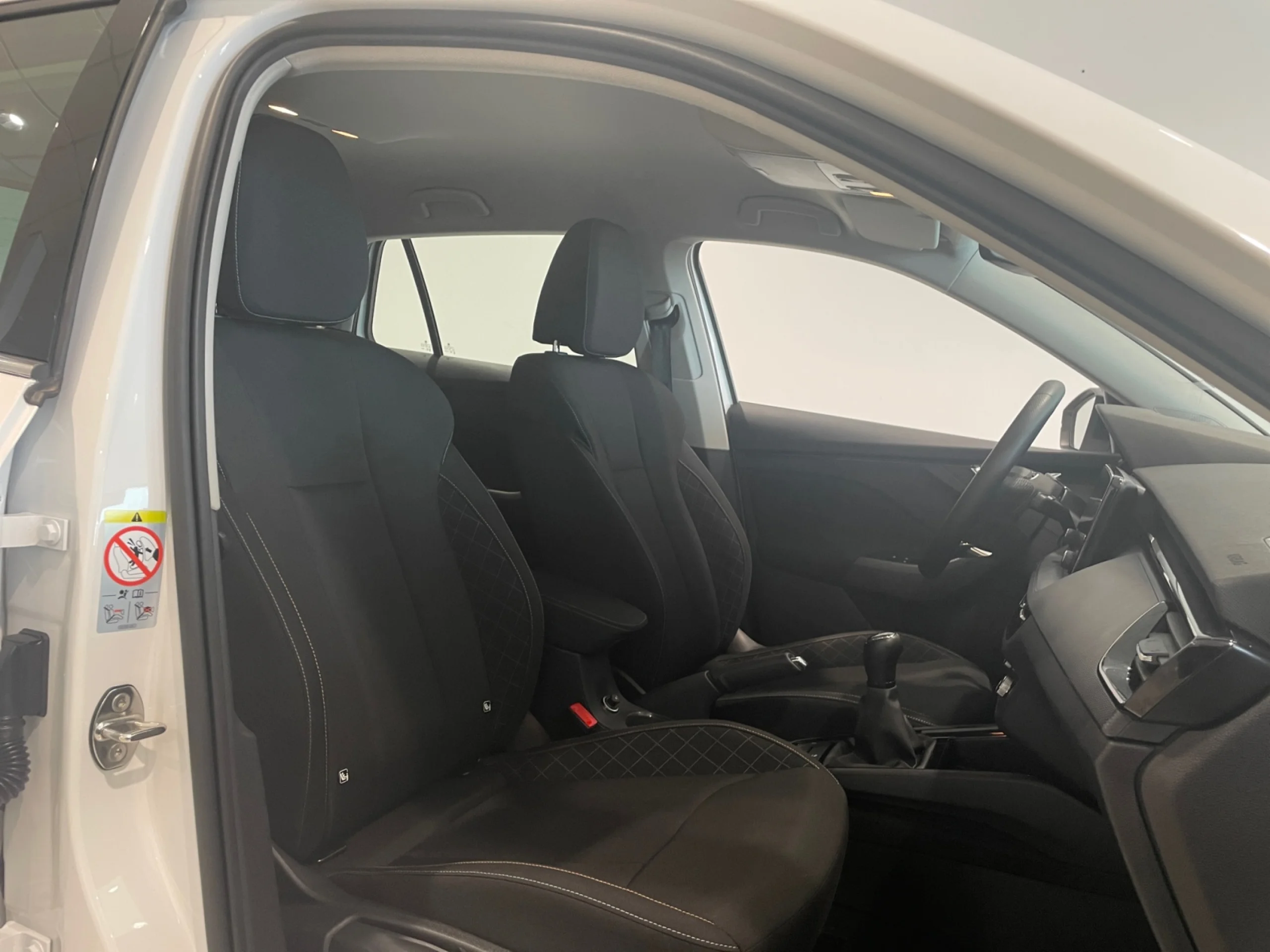 SKODA SCALA 1.0 TSI 85KW (115CV) AMBITION - Foto 9