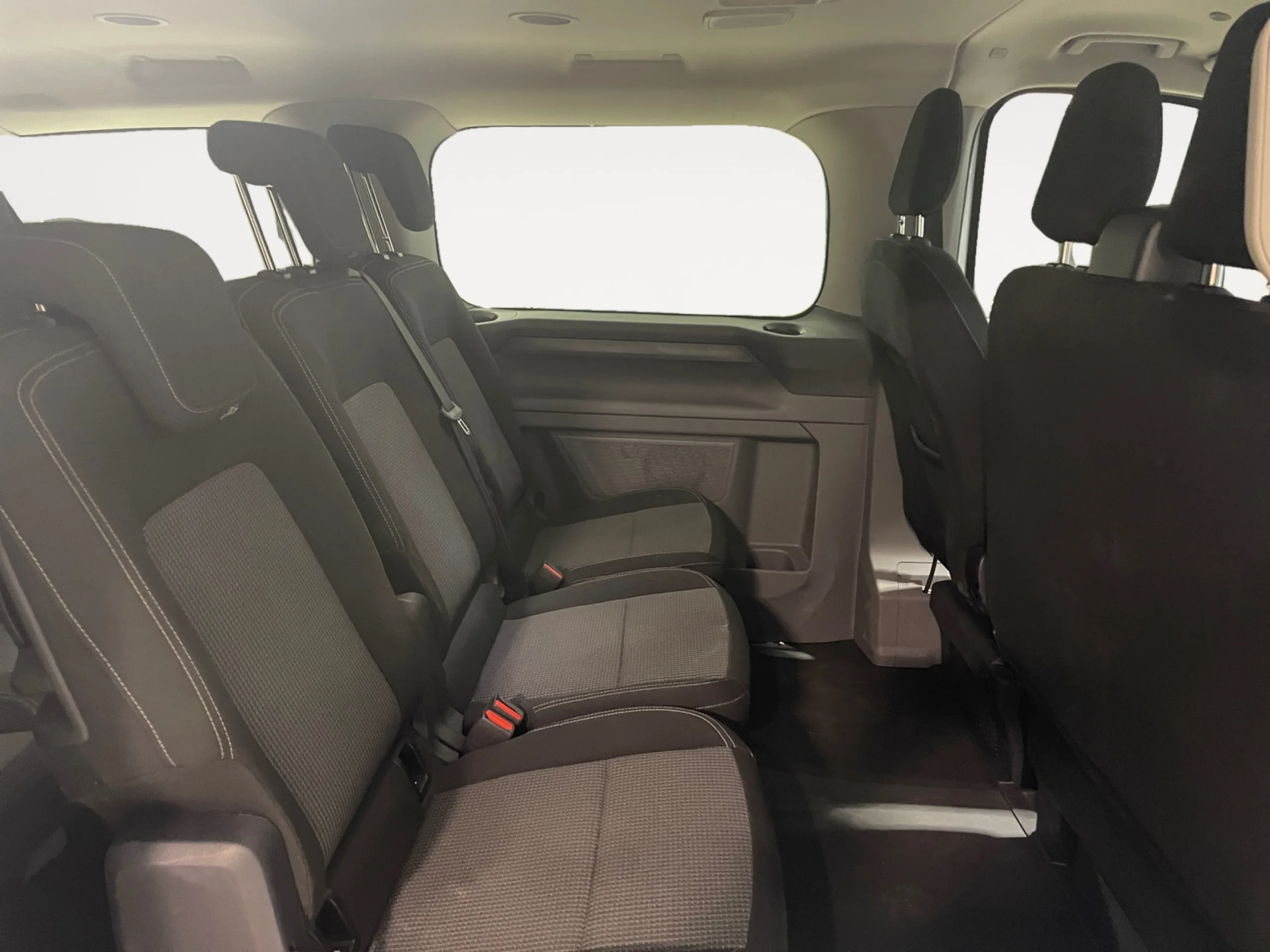 VOLKSWAGEN CARAVELLE CORTA 2.0 TDI 81 KW (110 CV) 6 VE - Foto 6